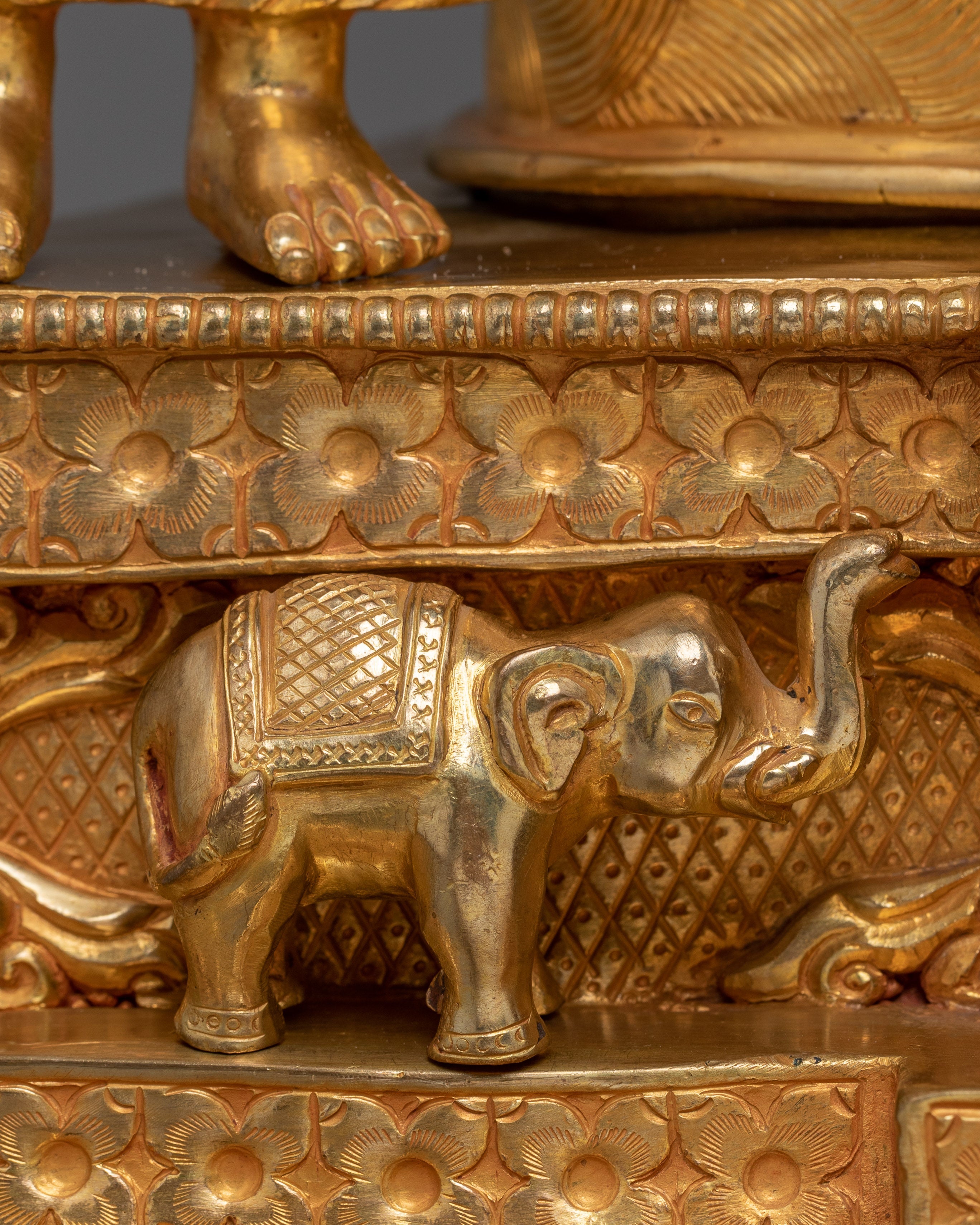 Shakyamuni Buddha On Thone With Disciples | Path To Enlightenment
