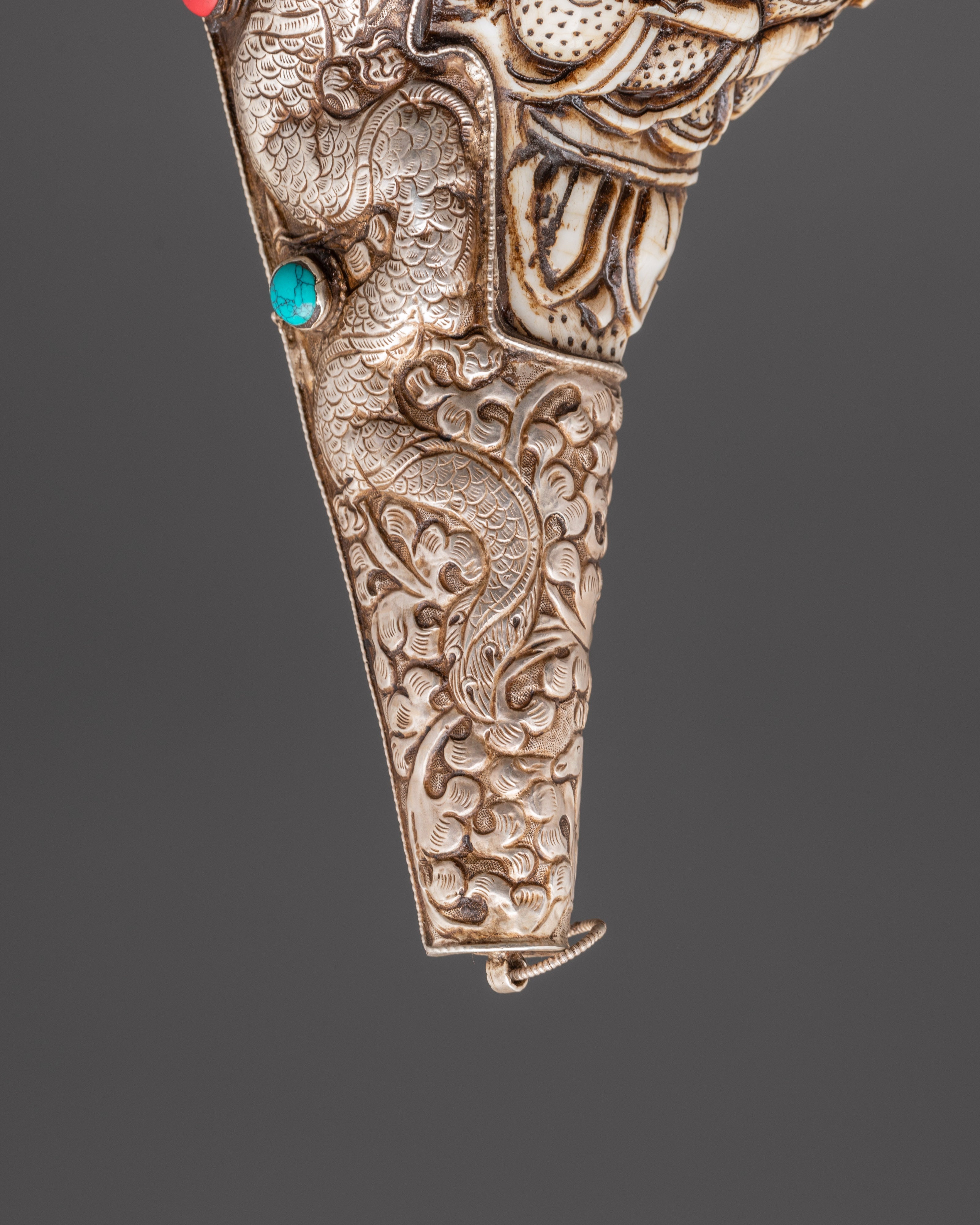 Tibetan Ritual Conch, Sankha for Buddhist Altar | Chenrezig Carved Conch