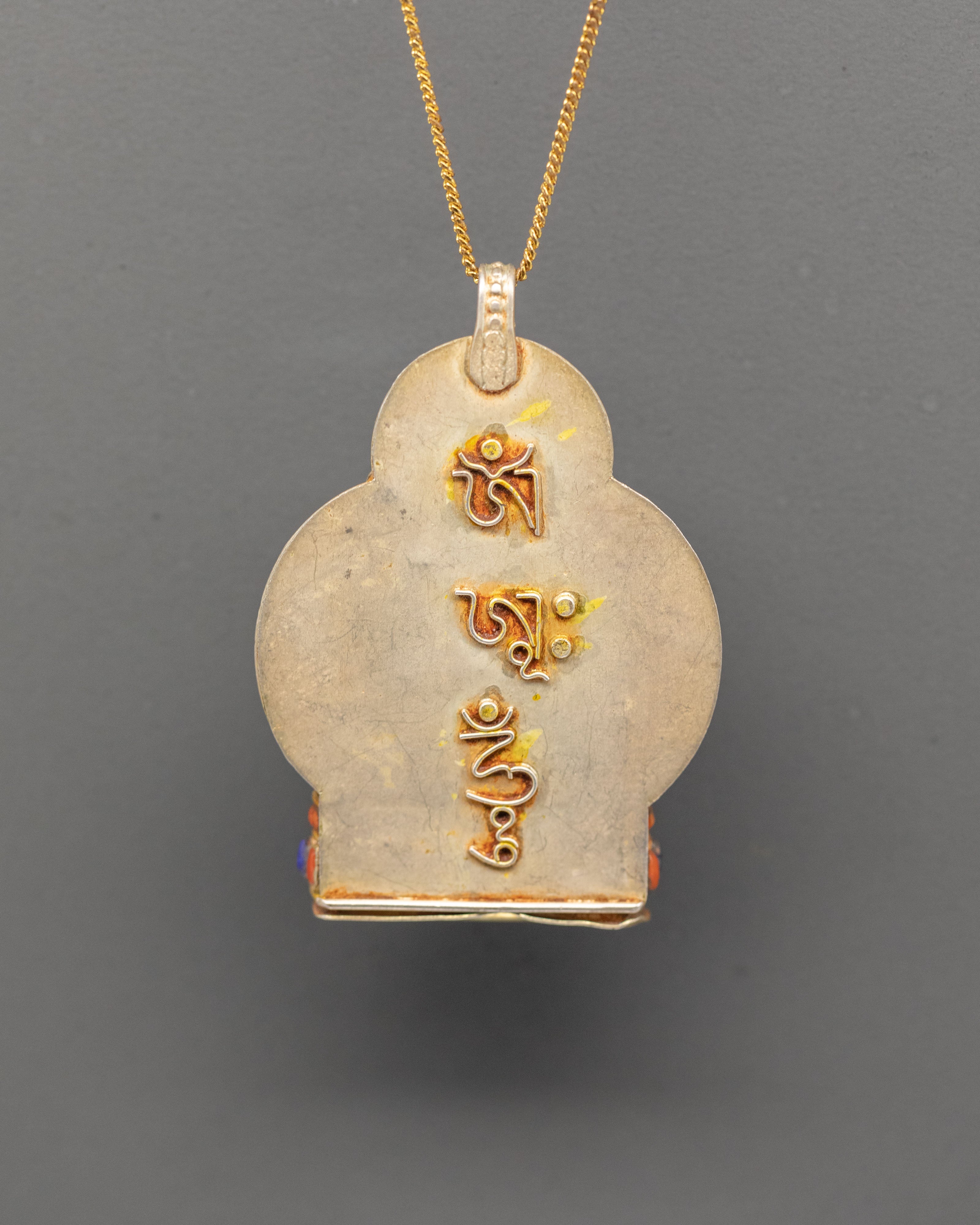 Gold Chenrezig Pendant | Symbol of Wisdom