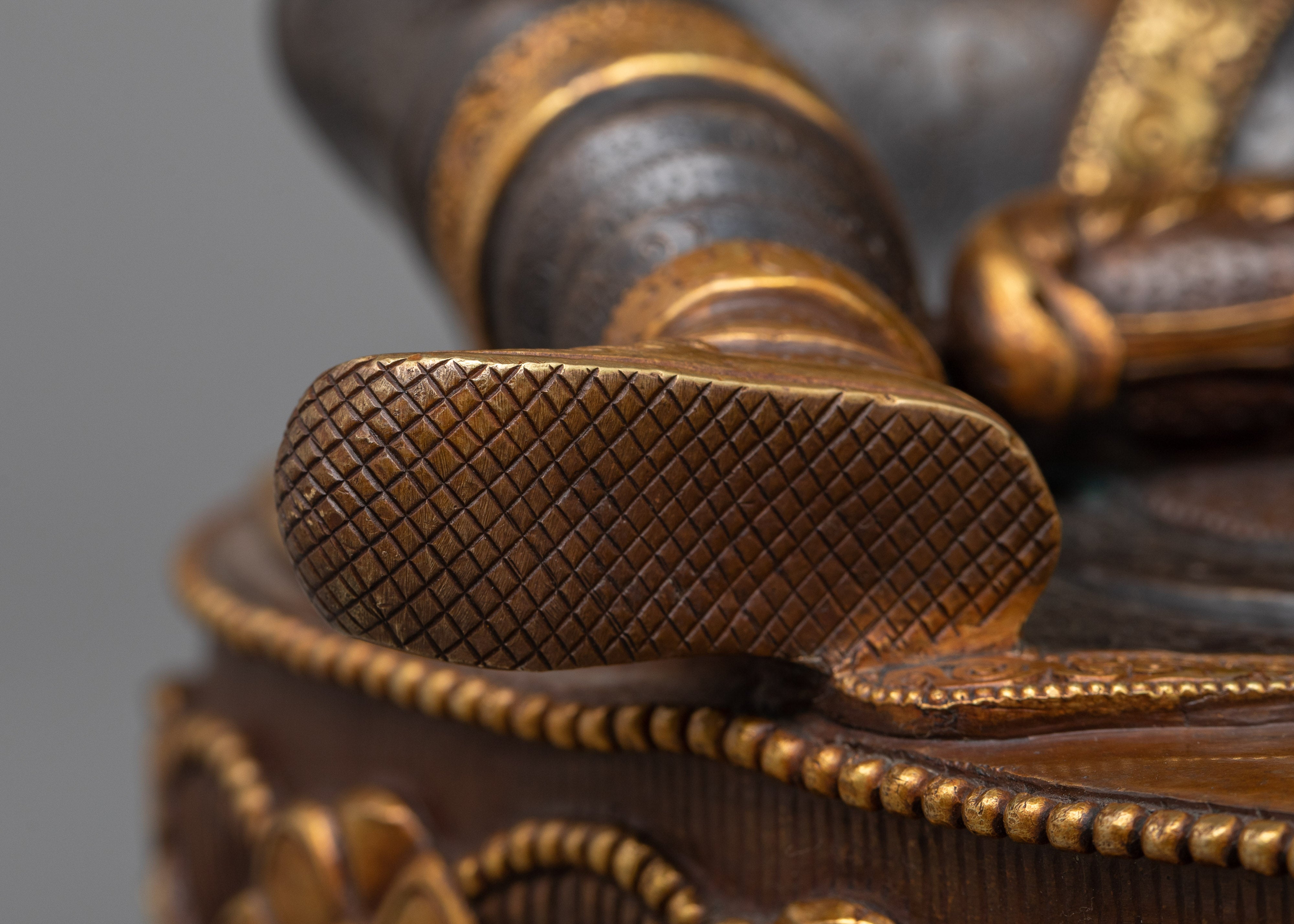 Mantra Vajra Guru | The Precious Master of Tibetan Buddhism