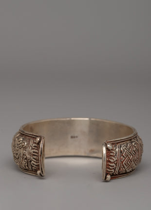 Silver Bracelet Featuring Eight Auspicious Symbols | Buddhist Jewelry