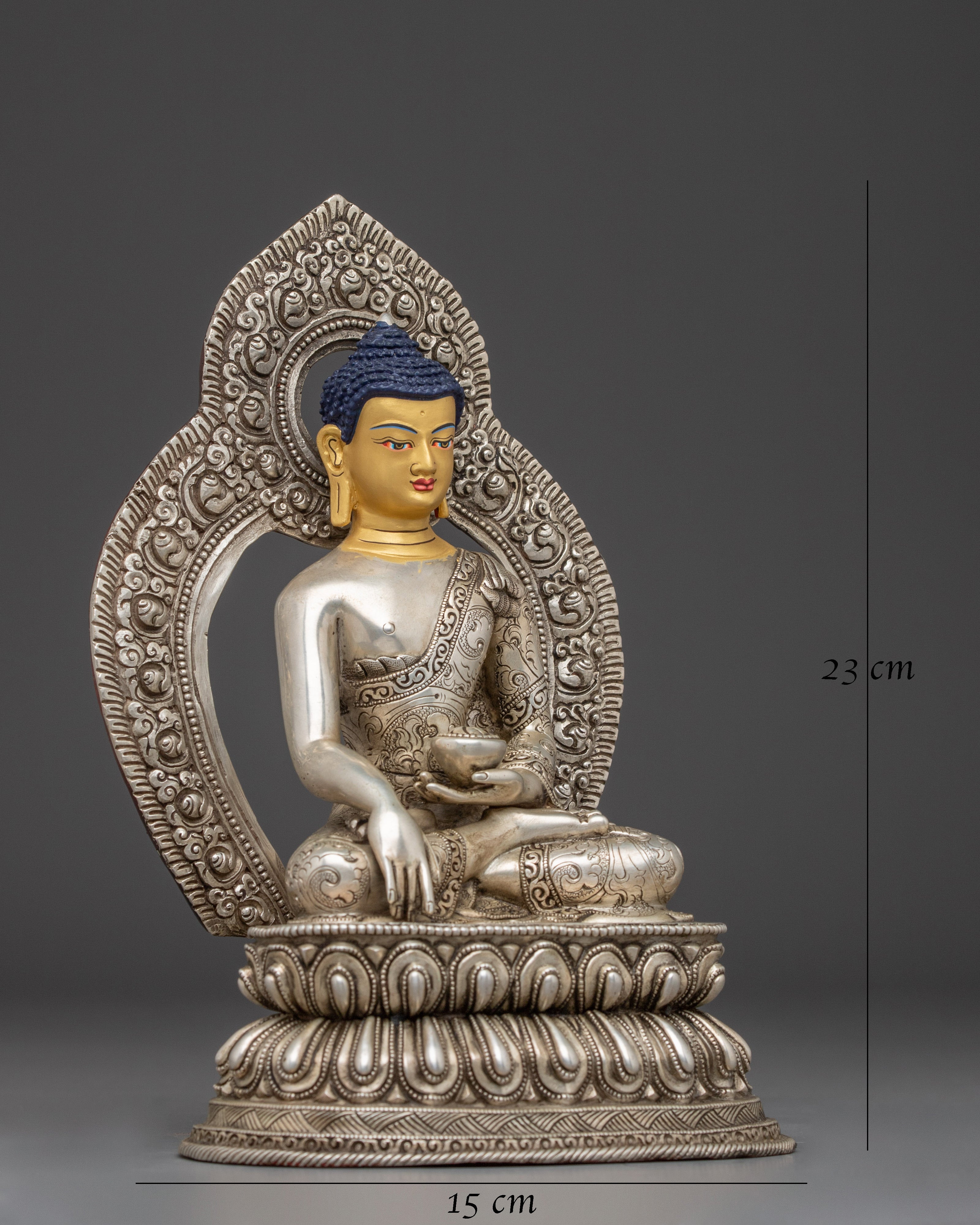 silver-gautama-buddha-statue