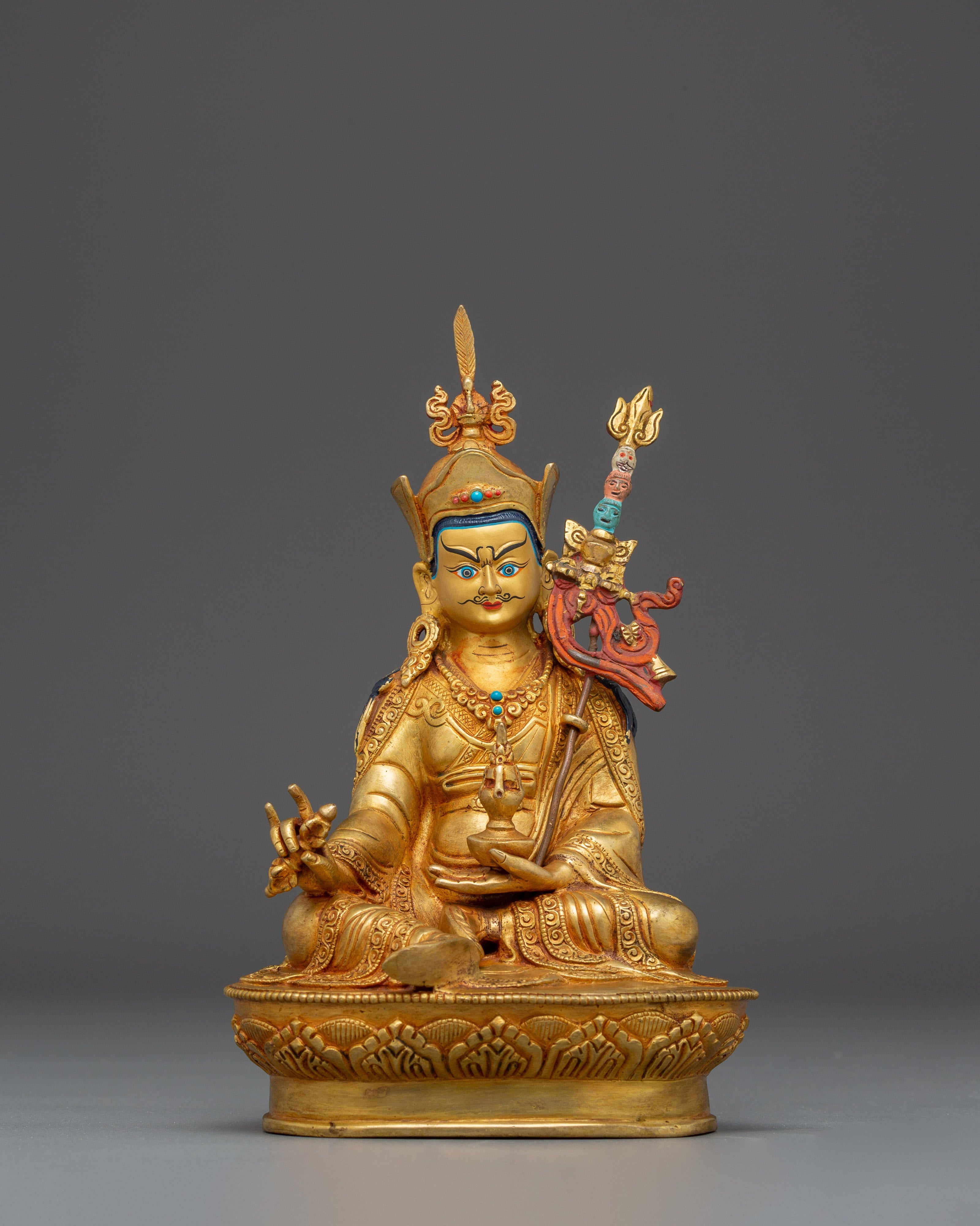 Statue of Lotus-Born Guru Rinpoche 