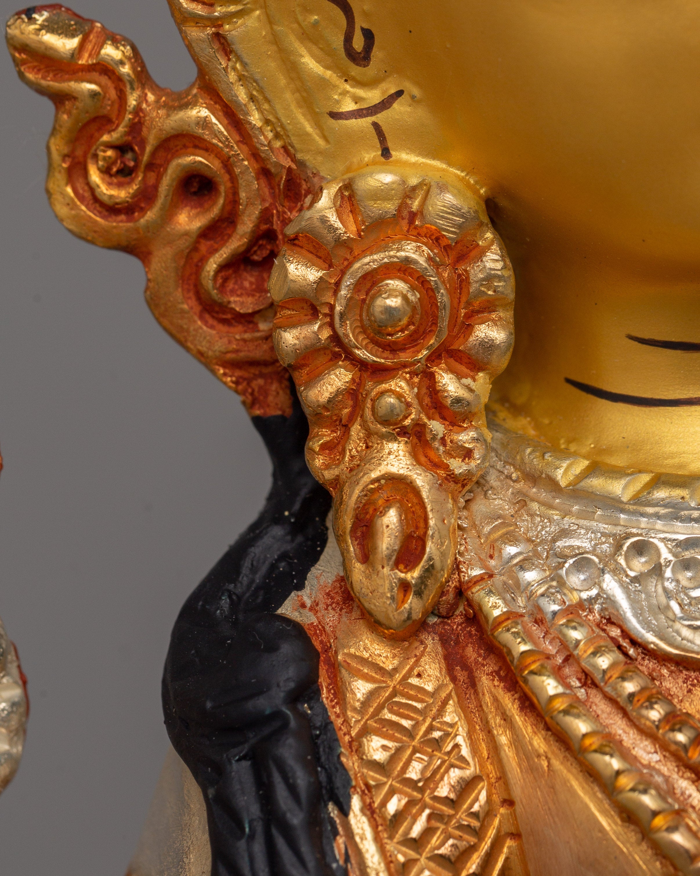 Chenrezig with Beautiful Sacred Halo Statue | Himalayan Sacred Shrine Artwork