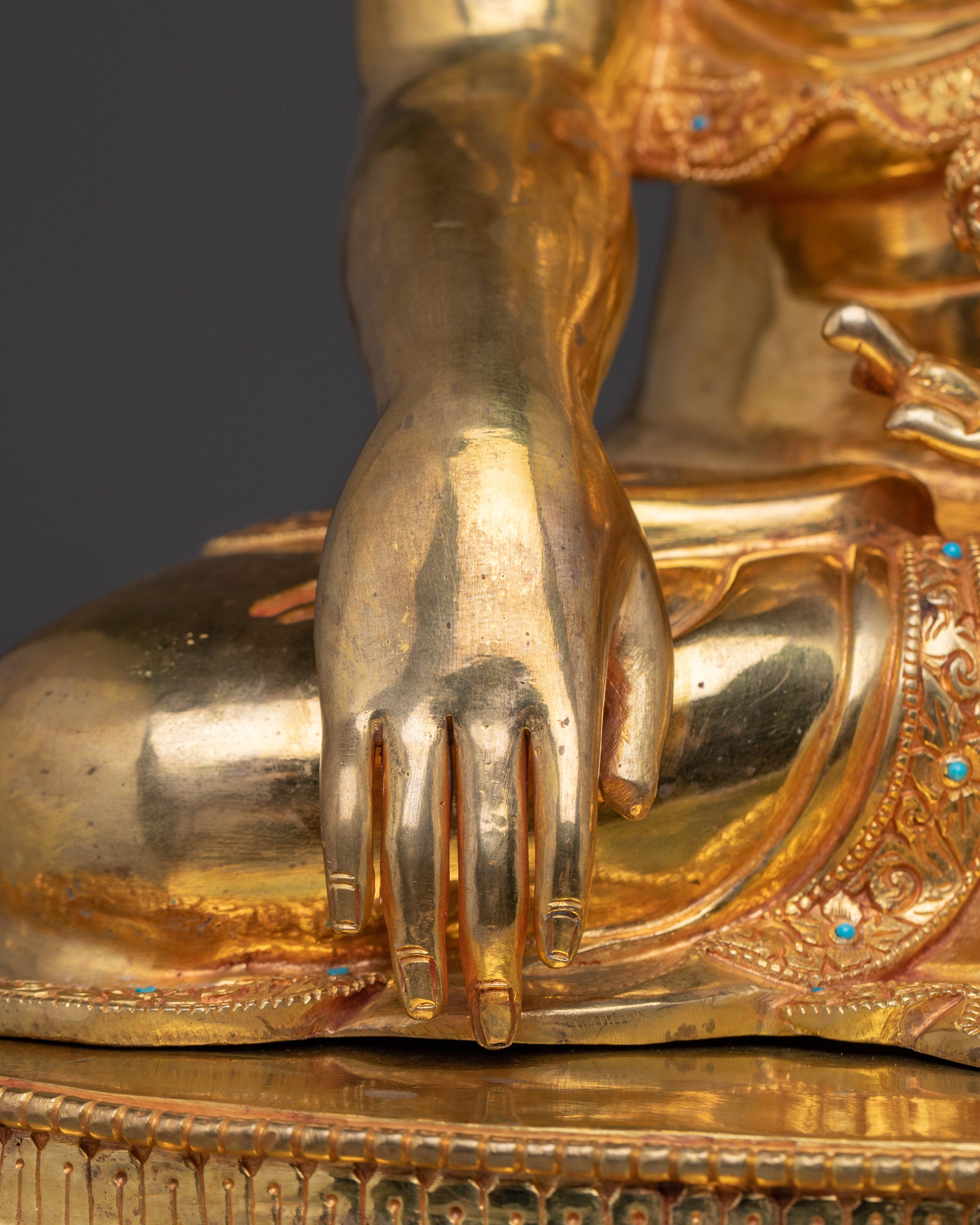 Exquisite Sculpture of Shakyamuni Buddha | Journey to Enlightenment