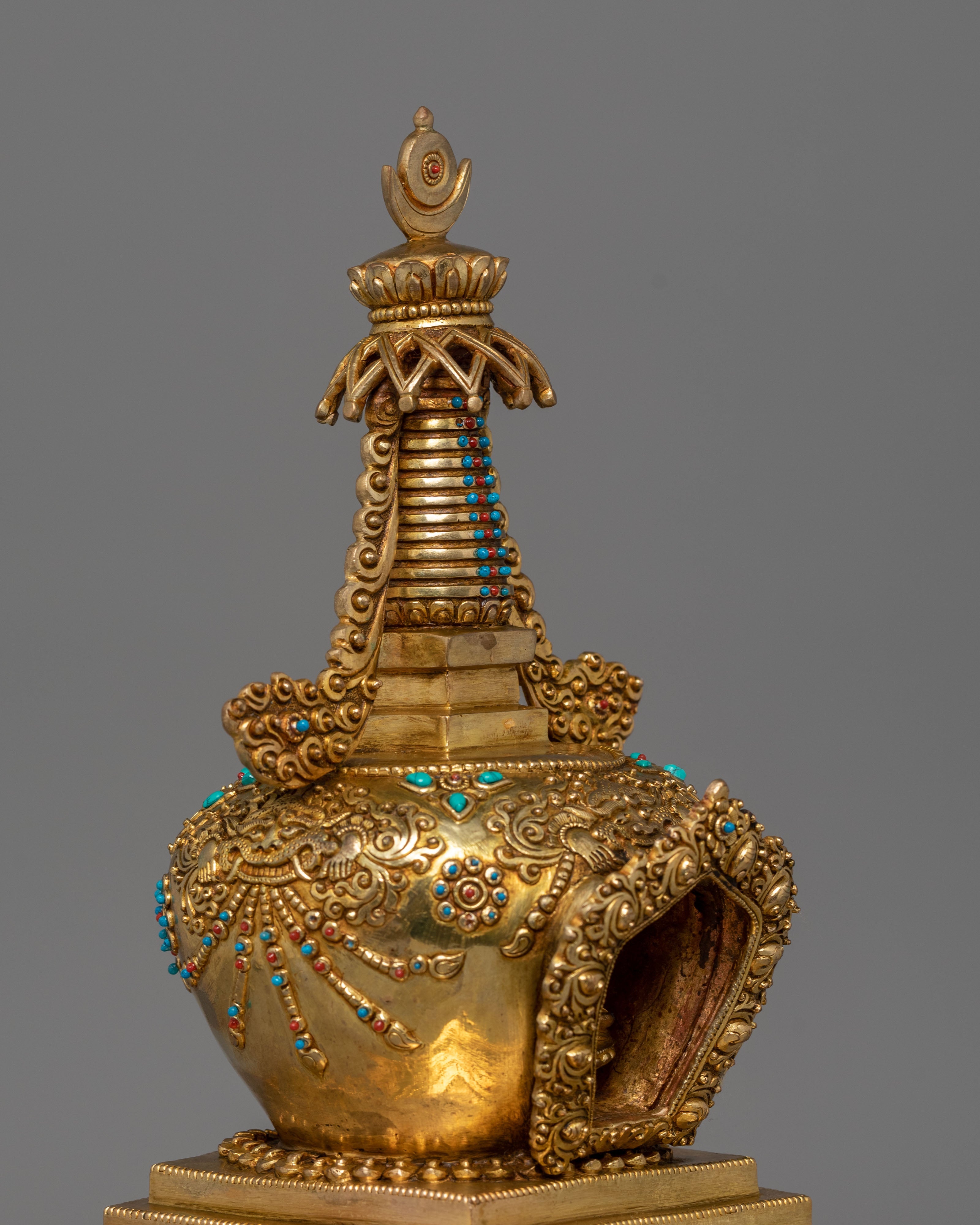 Sacred Tibetan Buddhist Stupa | Gilt Copper Meditation Shrine