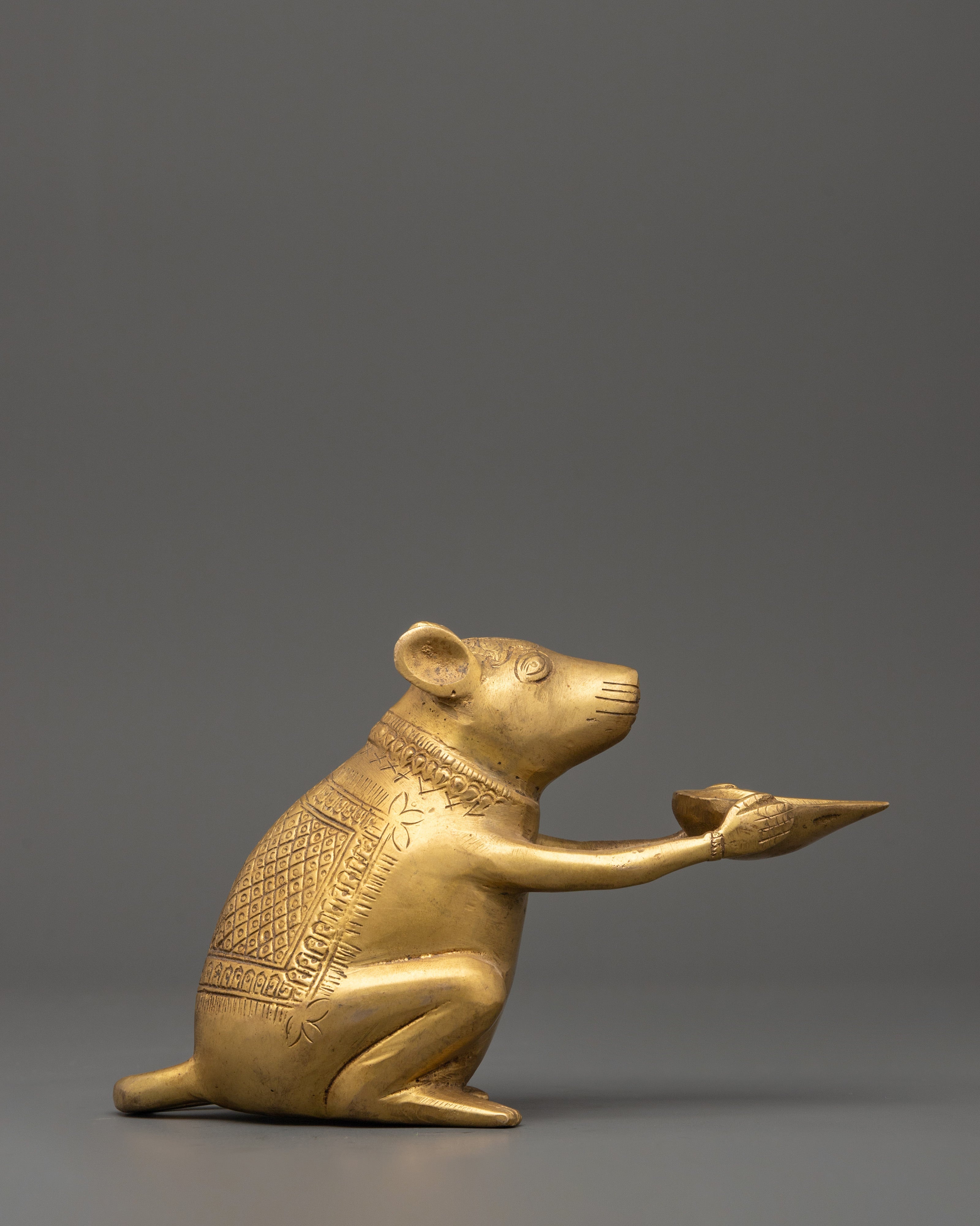 Brass Mouse Oil Lamp Sculpture | Ganesha’s Vahana Decorative Lamp for Ritual or Decor