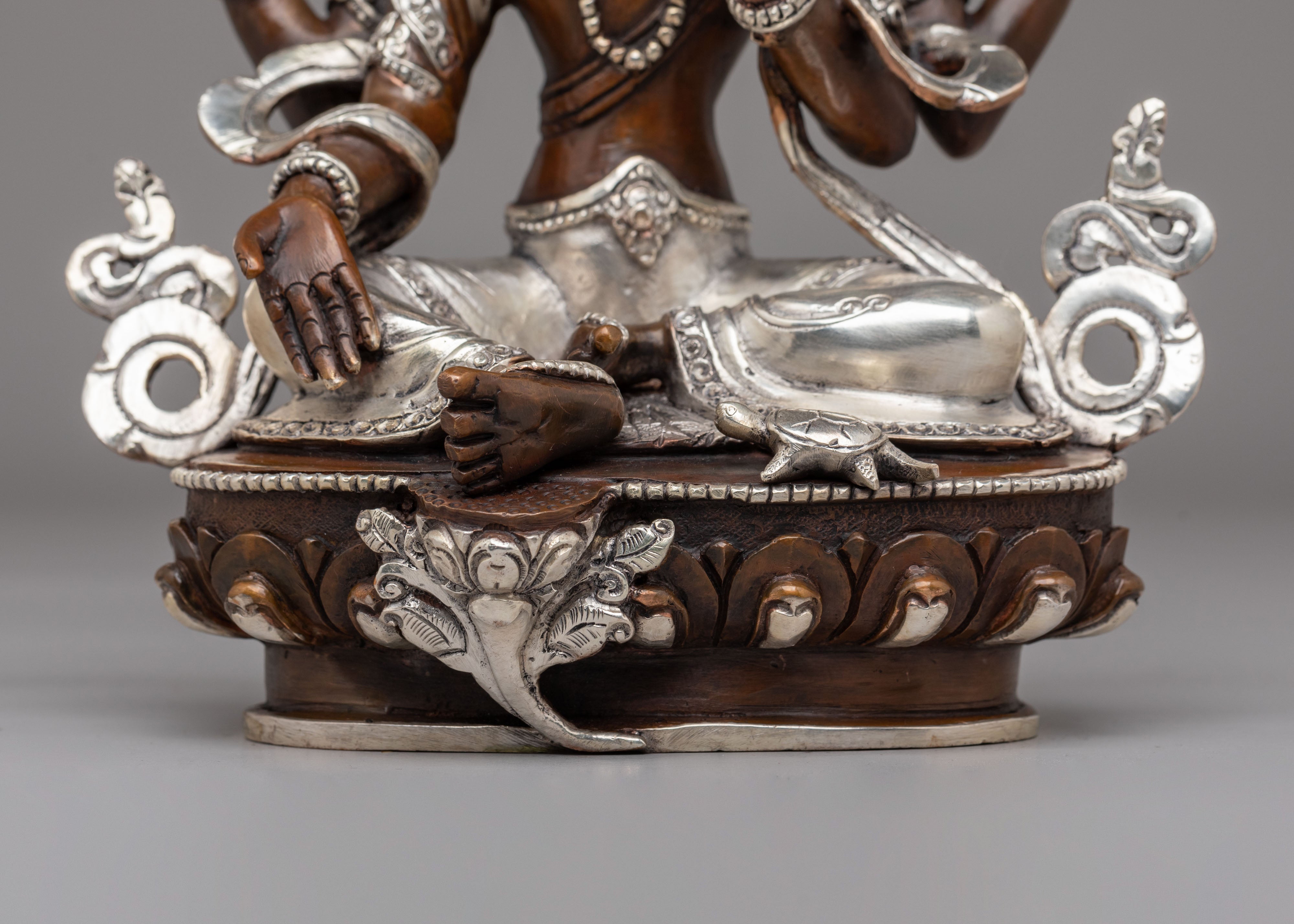 Traditional Lakshmi Statue for Home Decor | Handcrafted Artwork for Spiritual Blessings