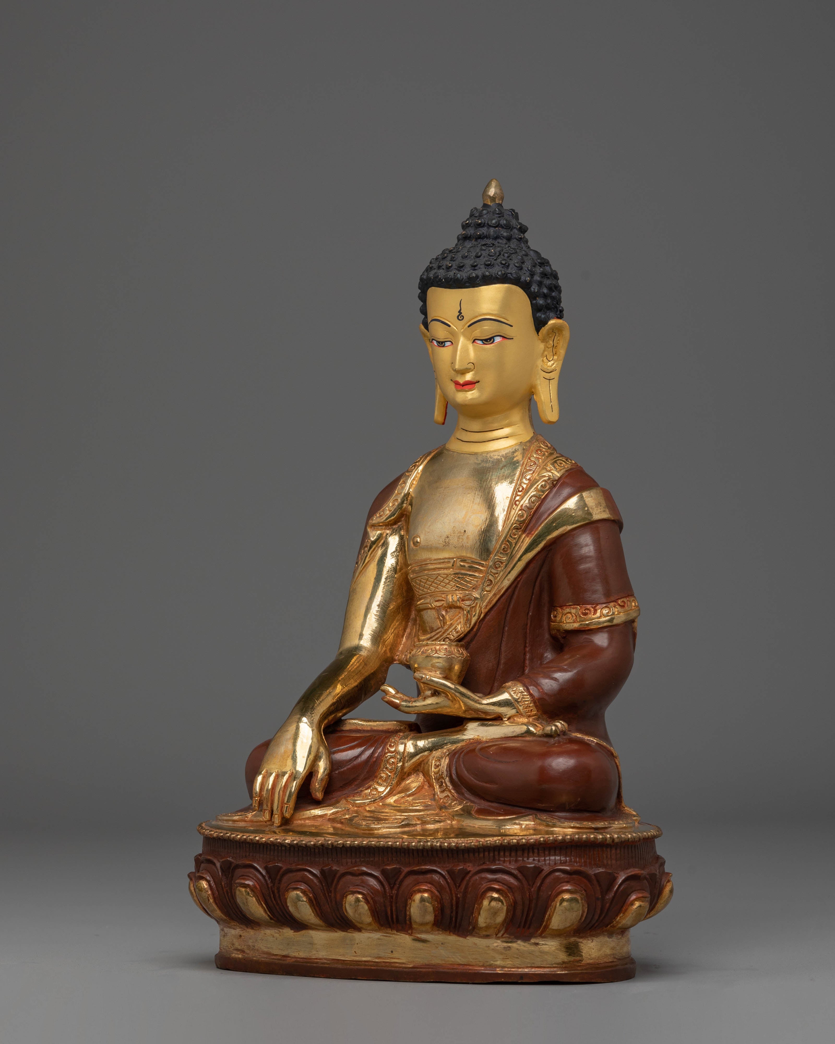 Shakyamuni Buddha Statue : Teacher of Dharma