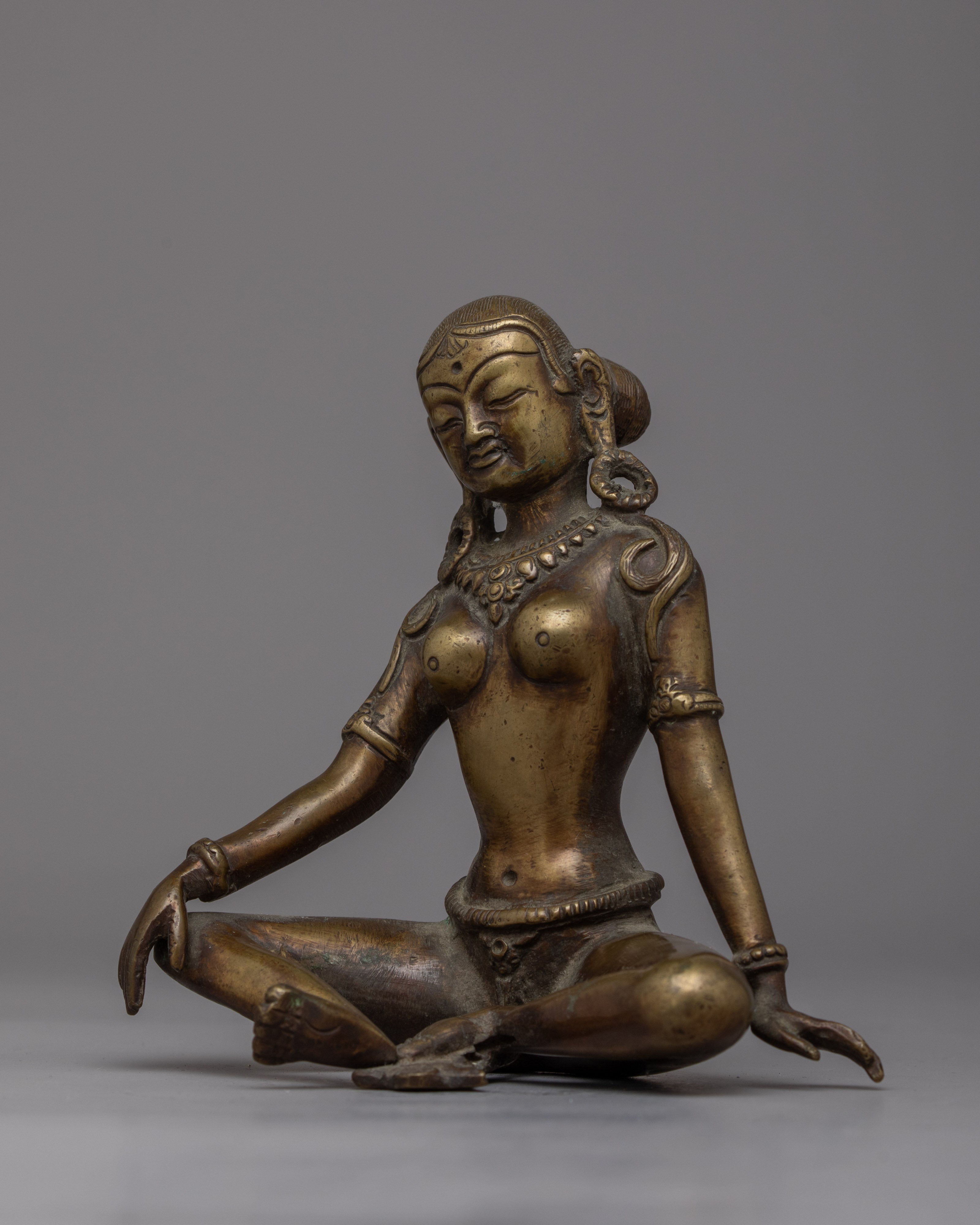 Vintage Hindu Goddess Parvati Statue | Divine Mother Parvati Sculpture for Wisdom and Serenity