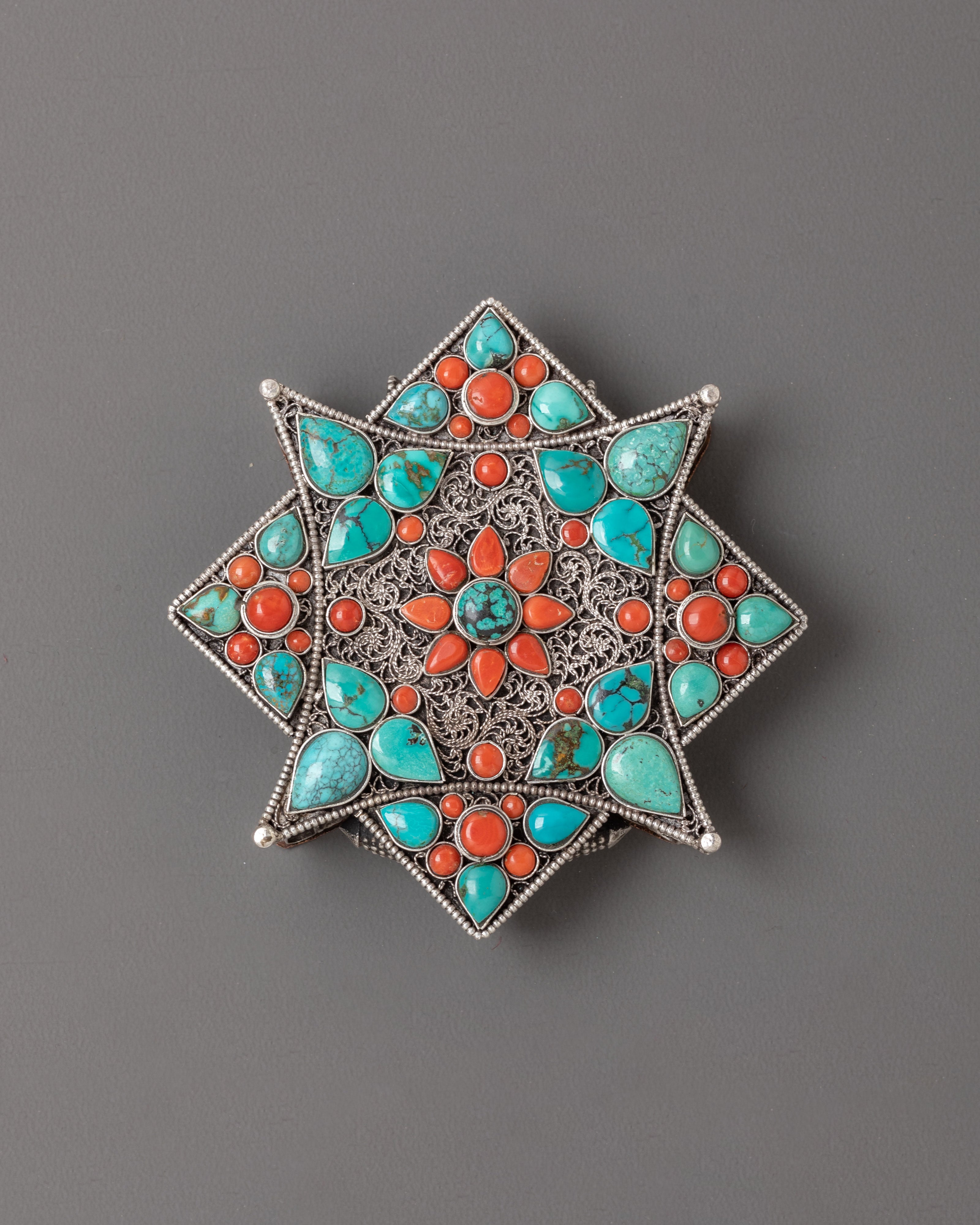 /Spiritual Ghau Box Locket with Flower Design