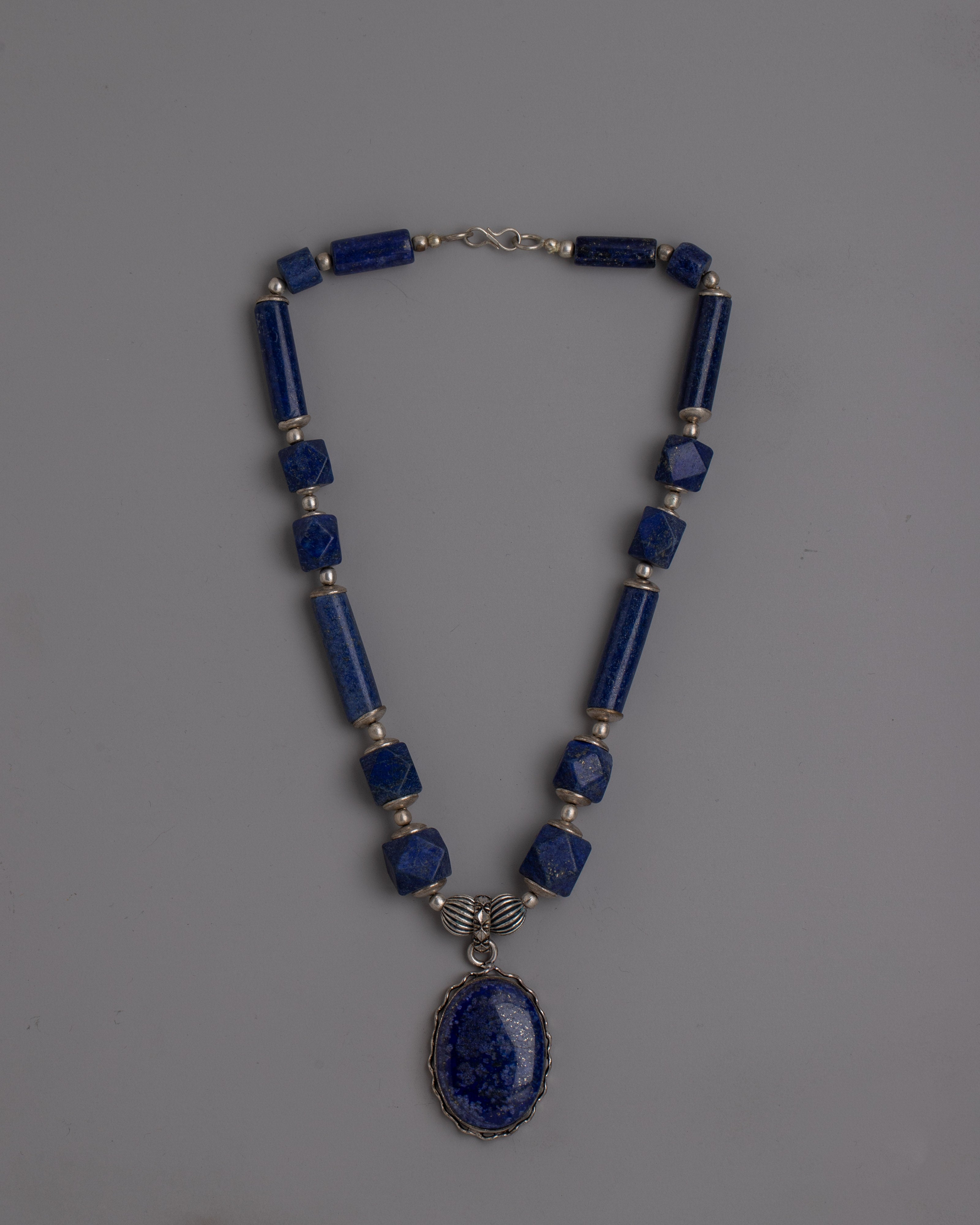 Lapis Lazuli Necklace | Exquisite Jewelry of Nepalese Traditional Craftsmanship