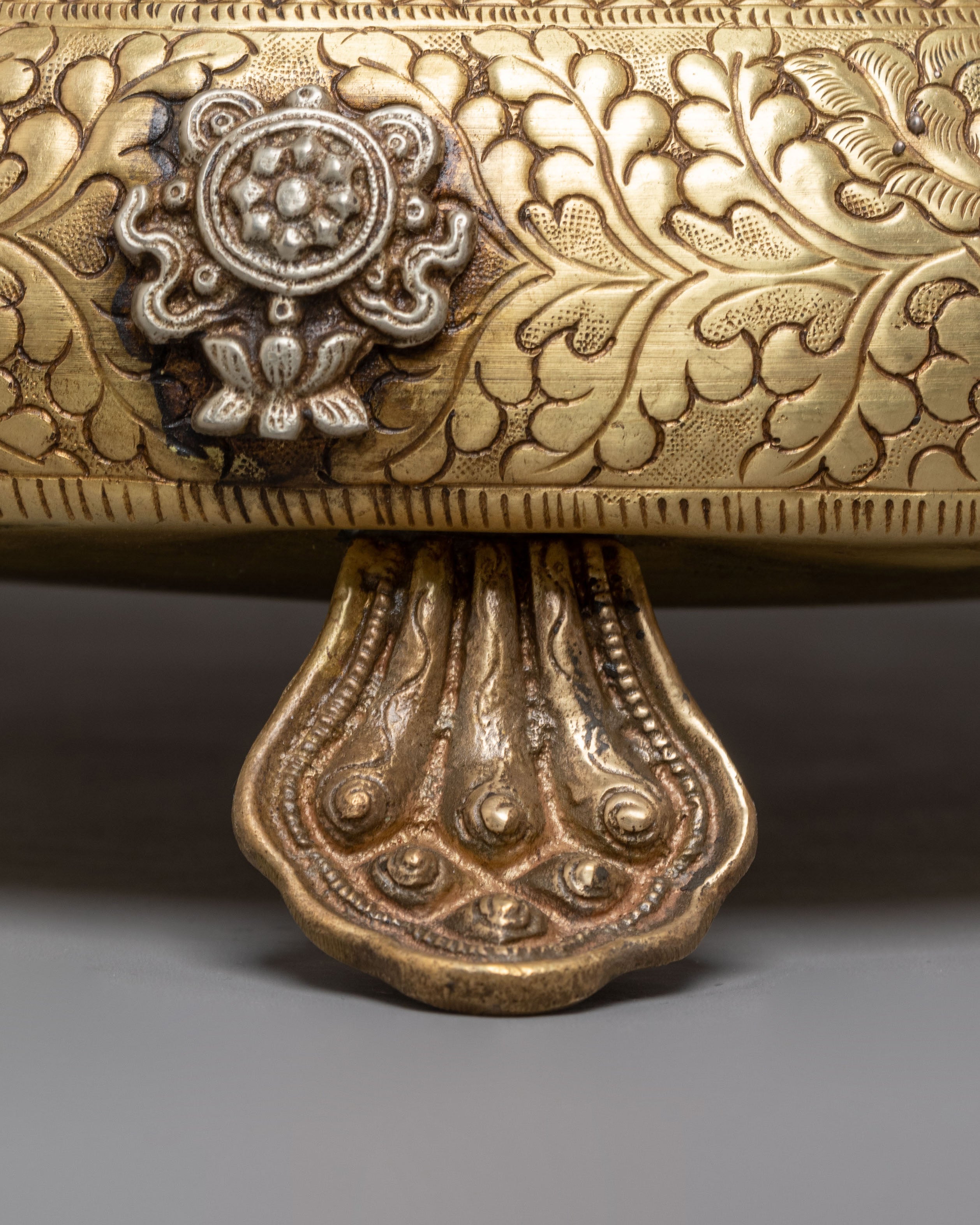 Handcrafted Brass Urli Bowl | Vishva Vajra Sacred Decorative Bowl