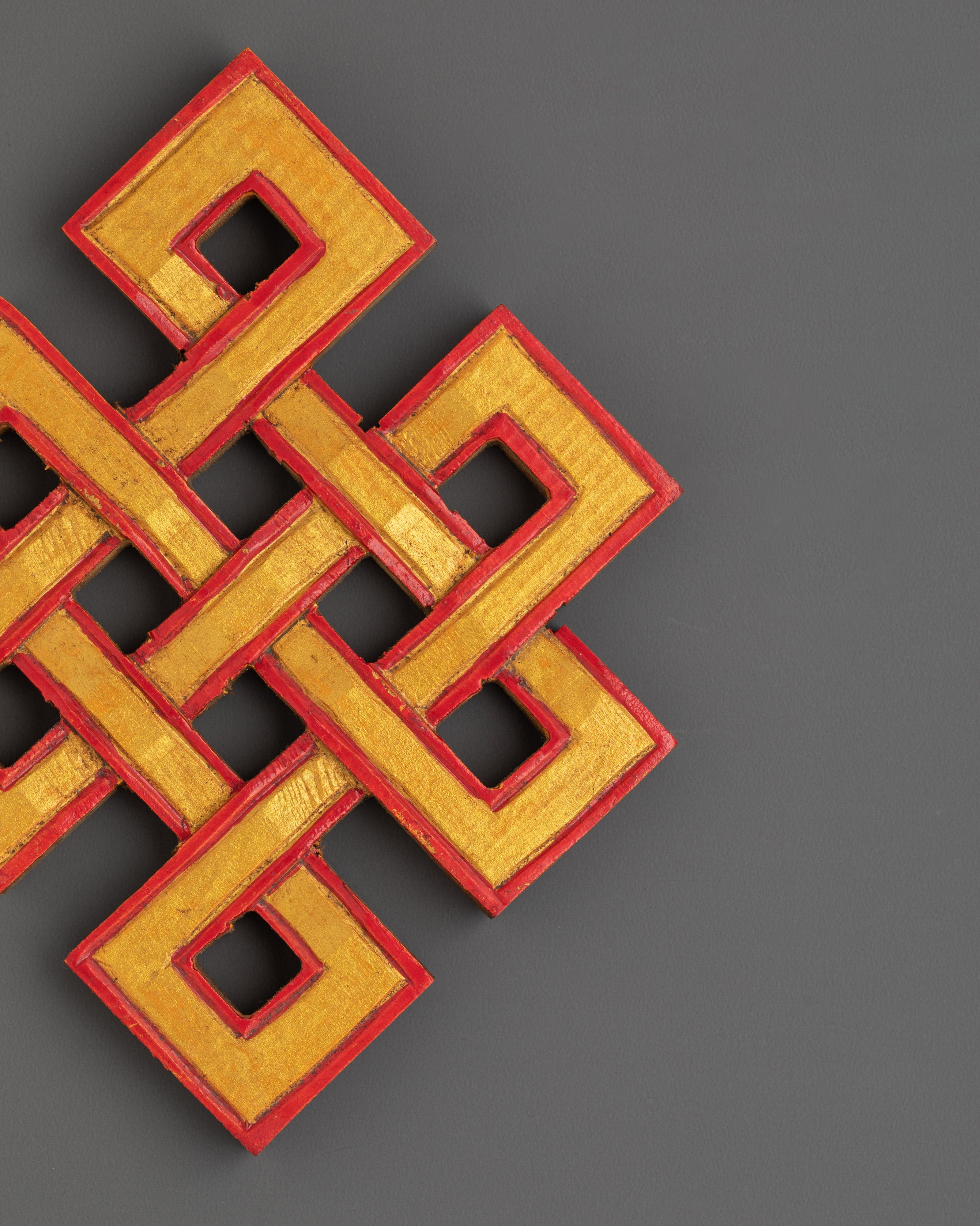 Endless Knot Decor | Wall Art for Eternal Unity and Balance