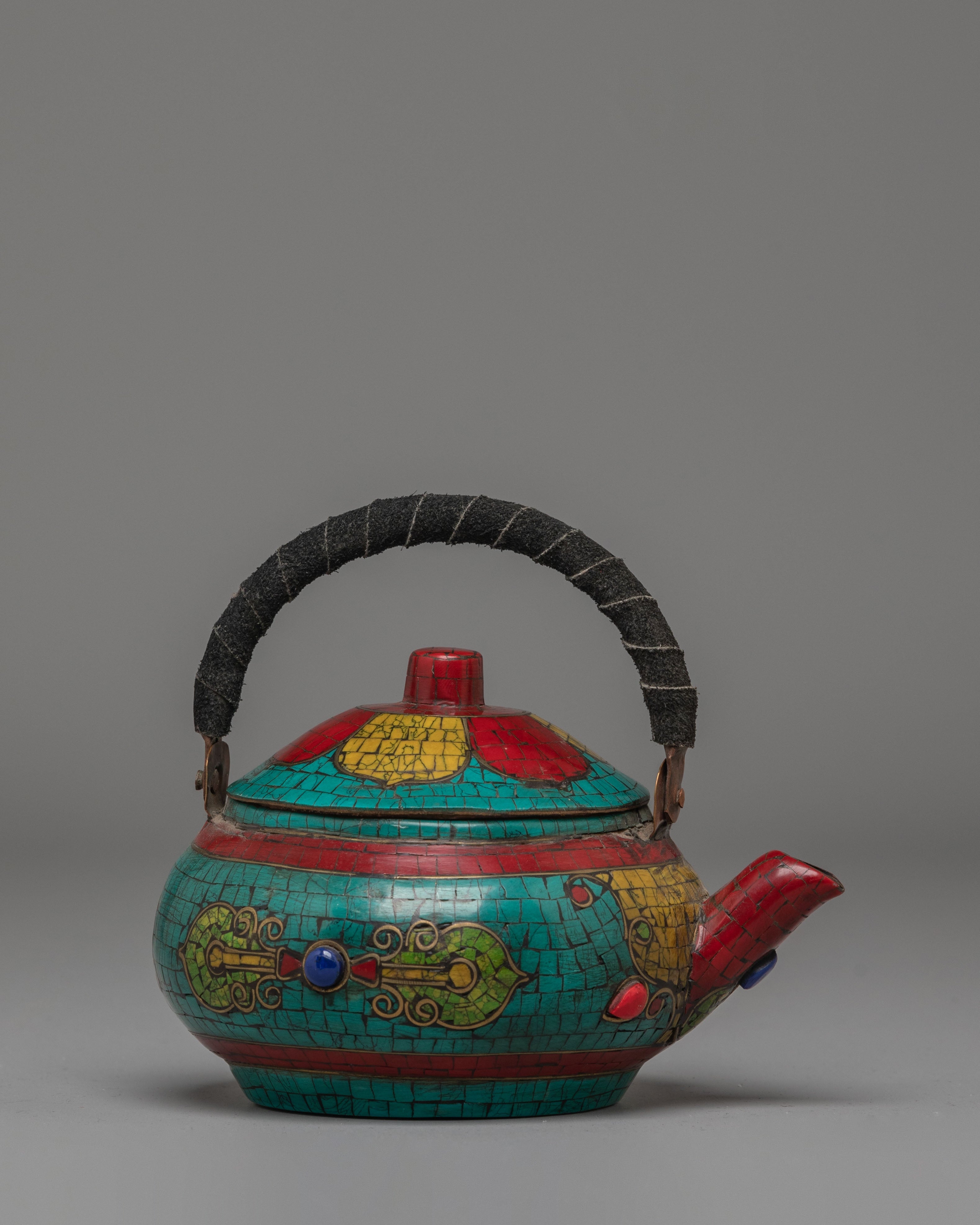 Tibetan Handcrafted Tea Pot | The Art of Mindfulness