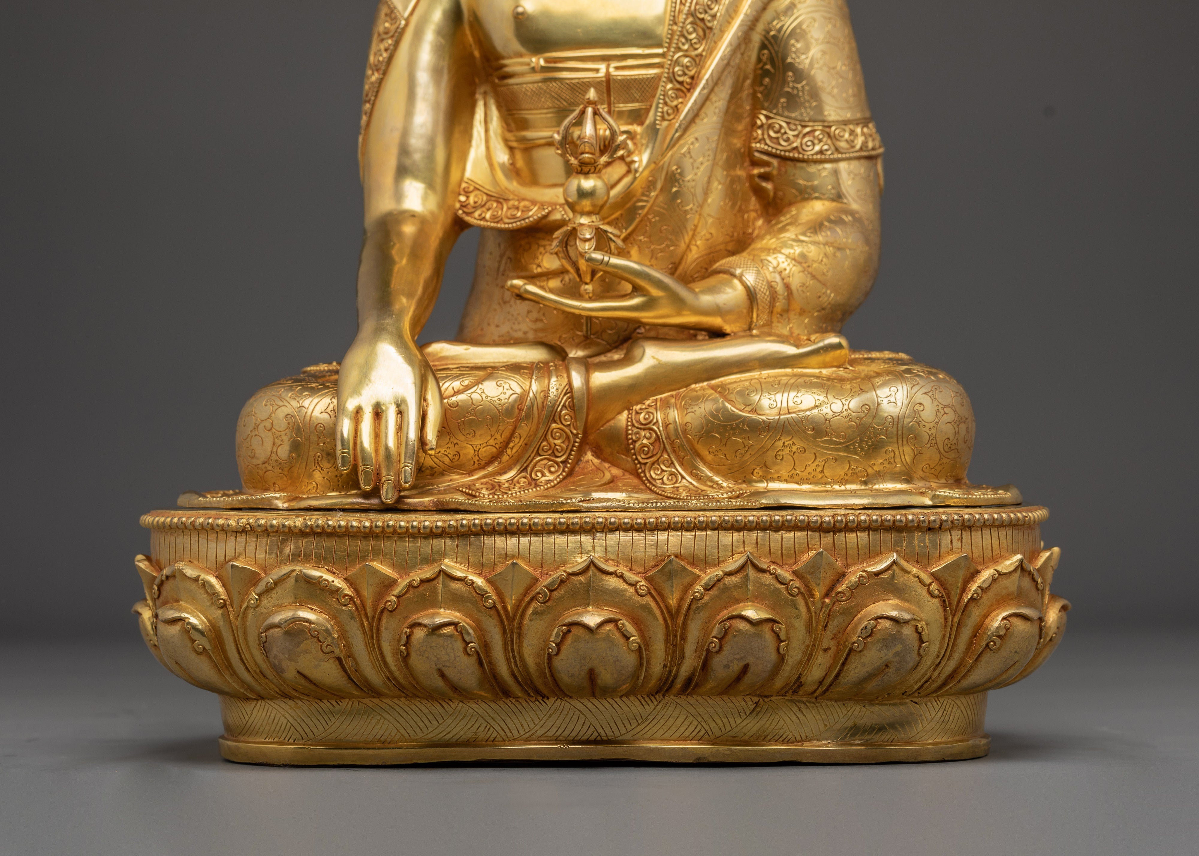 Mitrugpa Himalayan Statue | Akshobhya Buddha Artwork