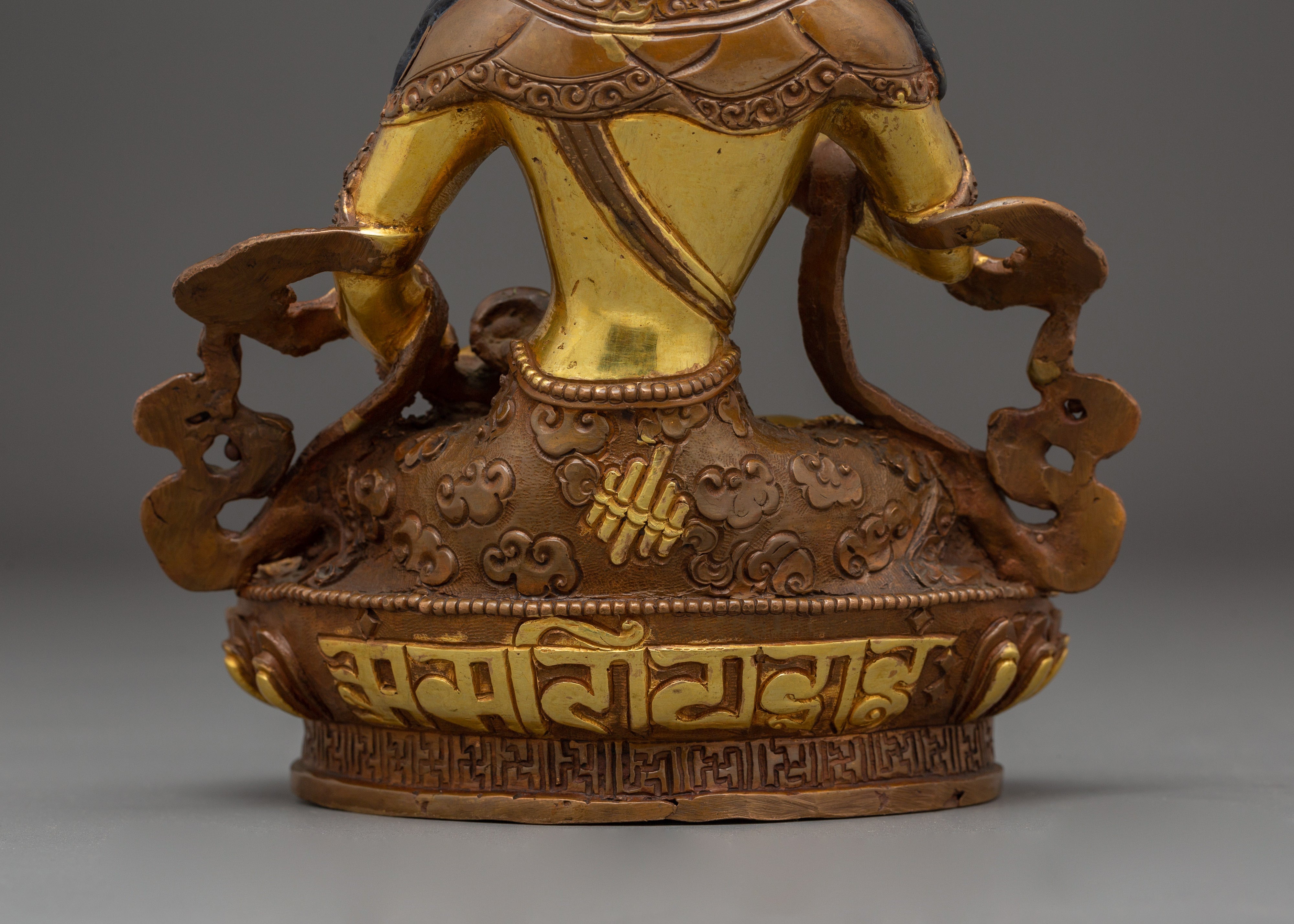 Handcrafted Vajrasattva Statue | Symbol of Purification and Enlightened Mind