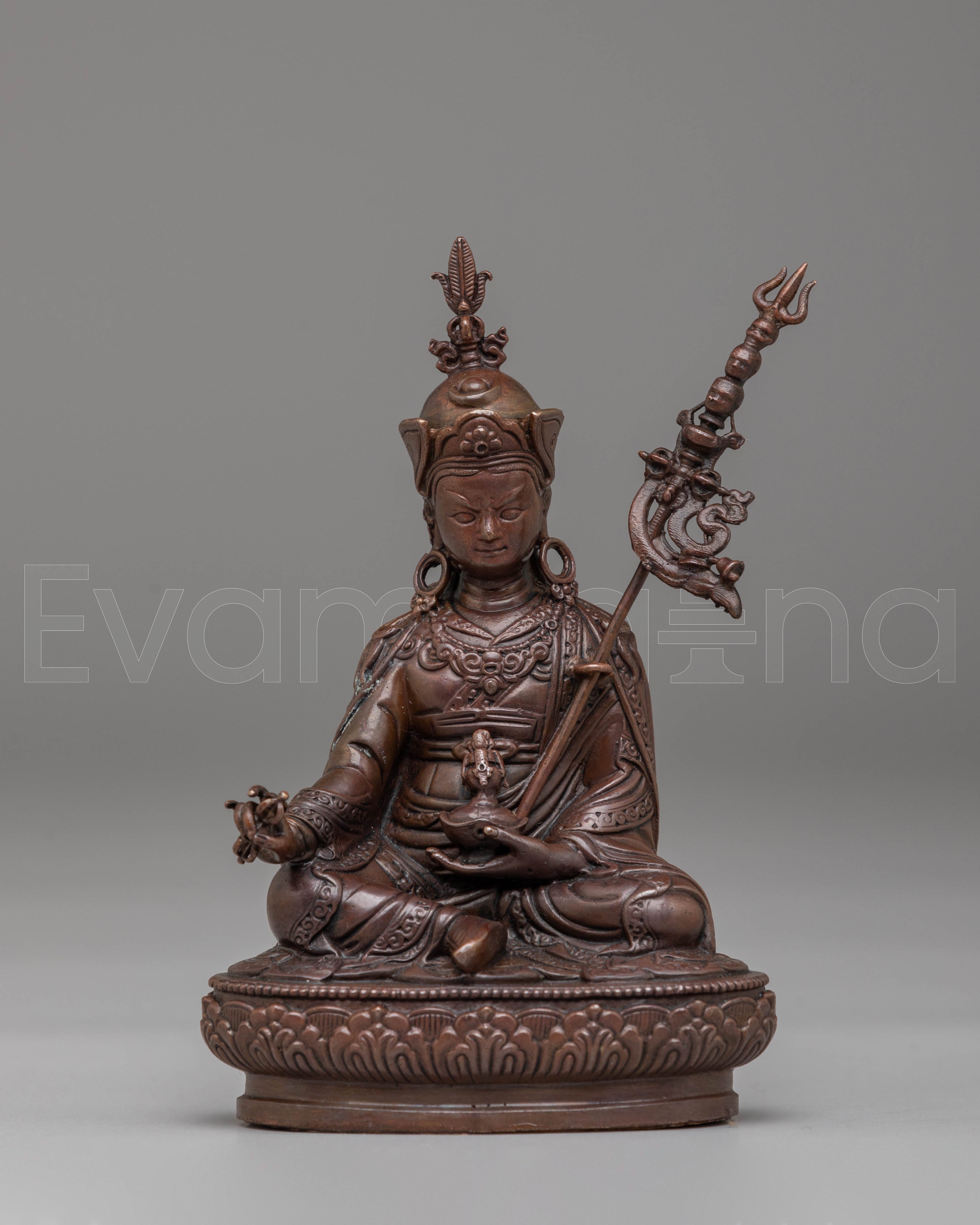 Guru Rinpoche Statue