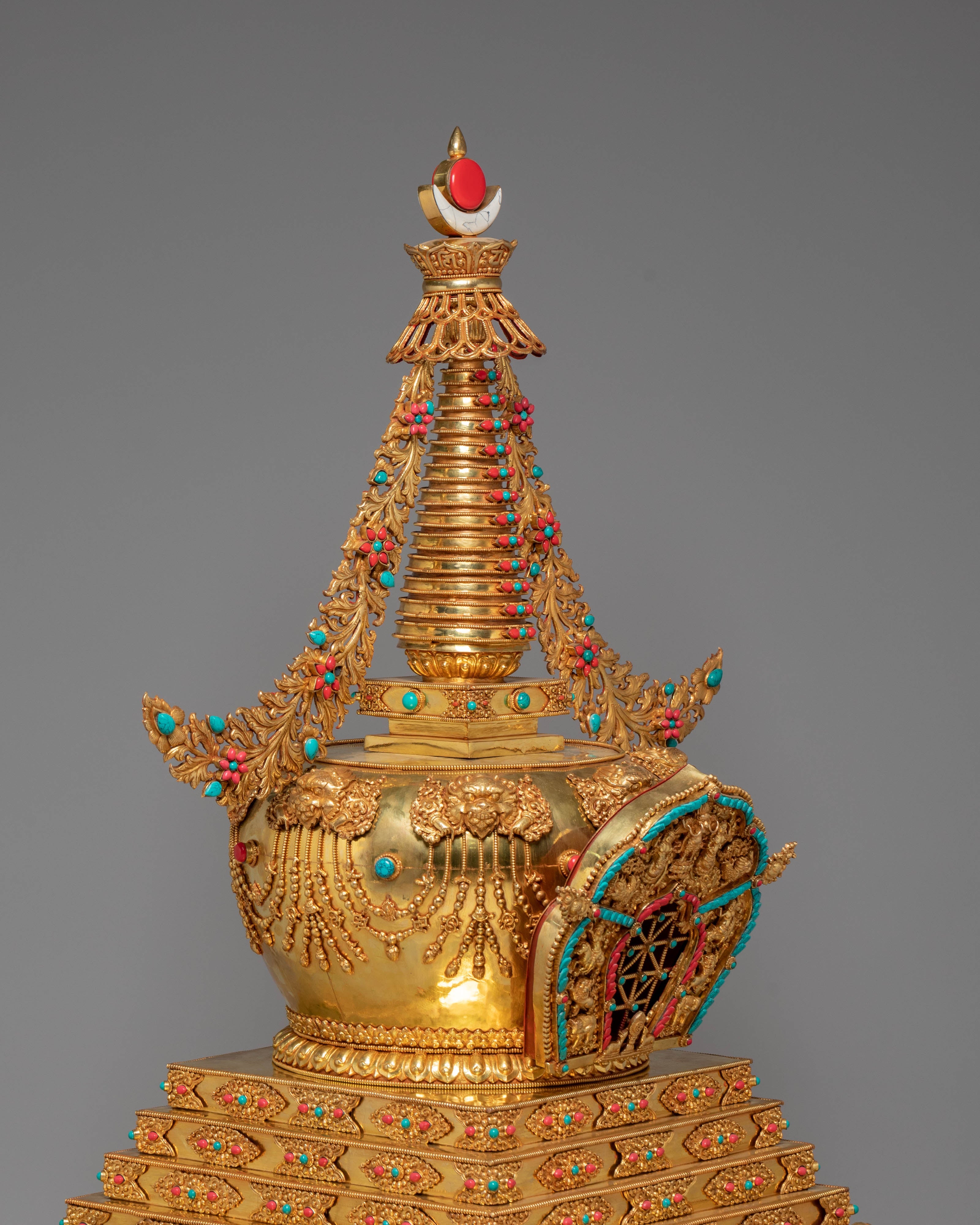 Gold Plated Tibetan Sacred Stupa | Exquisite Buddhist Stupa Sculpture