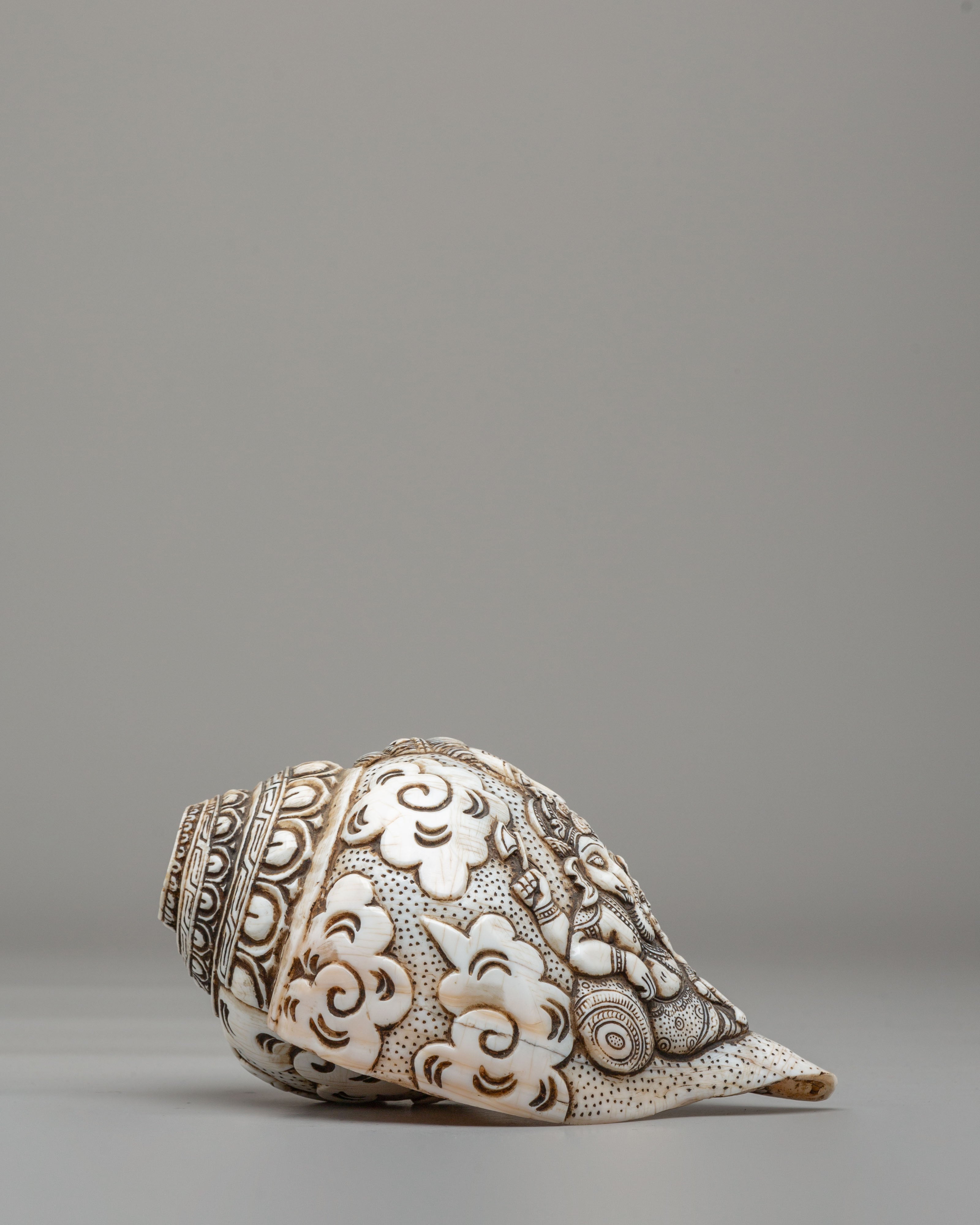 Shiva Family Carved Conch | Hand Carved Lord Shiva Family Artwork