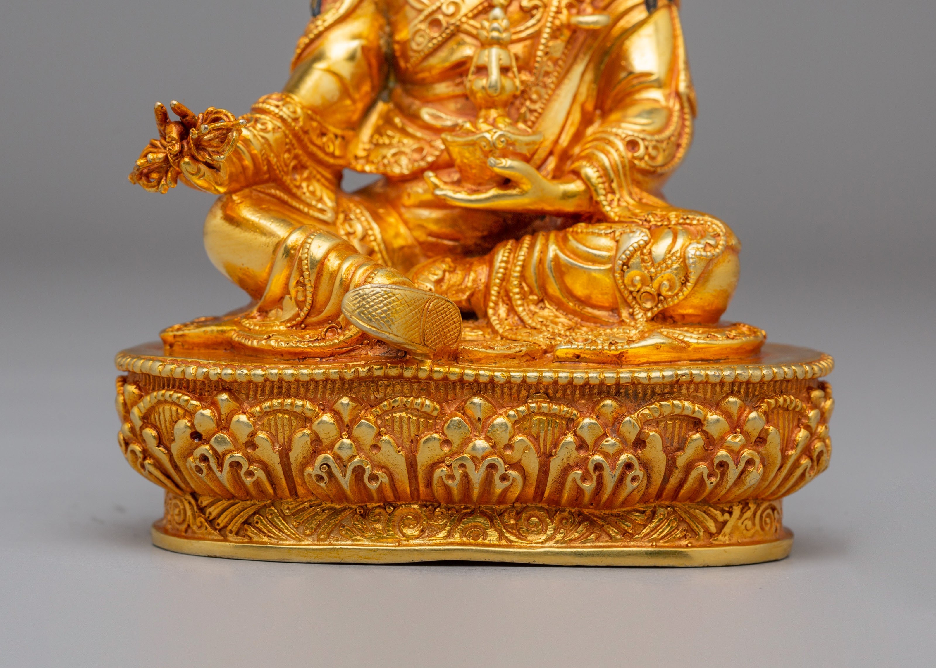 Spiritual Ritual Guru Rinpoche Statue | Tibetan Deity Sculpture