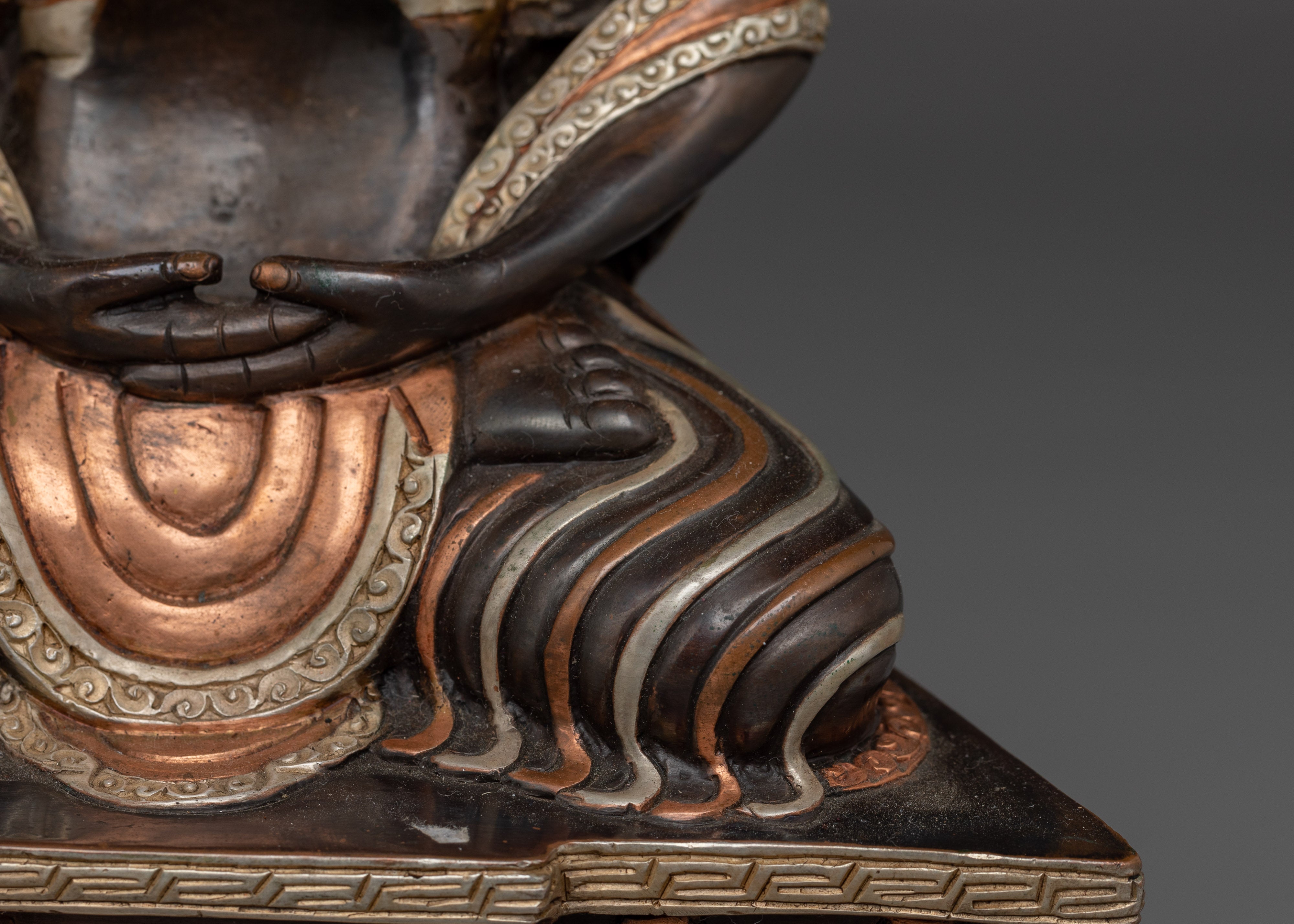 Fasting Buddha with Throne | Path to Enlightenment