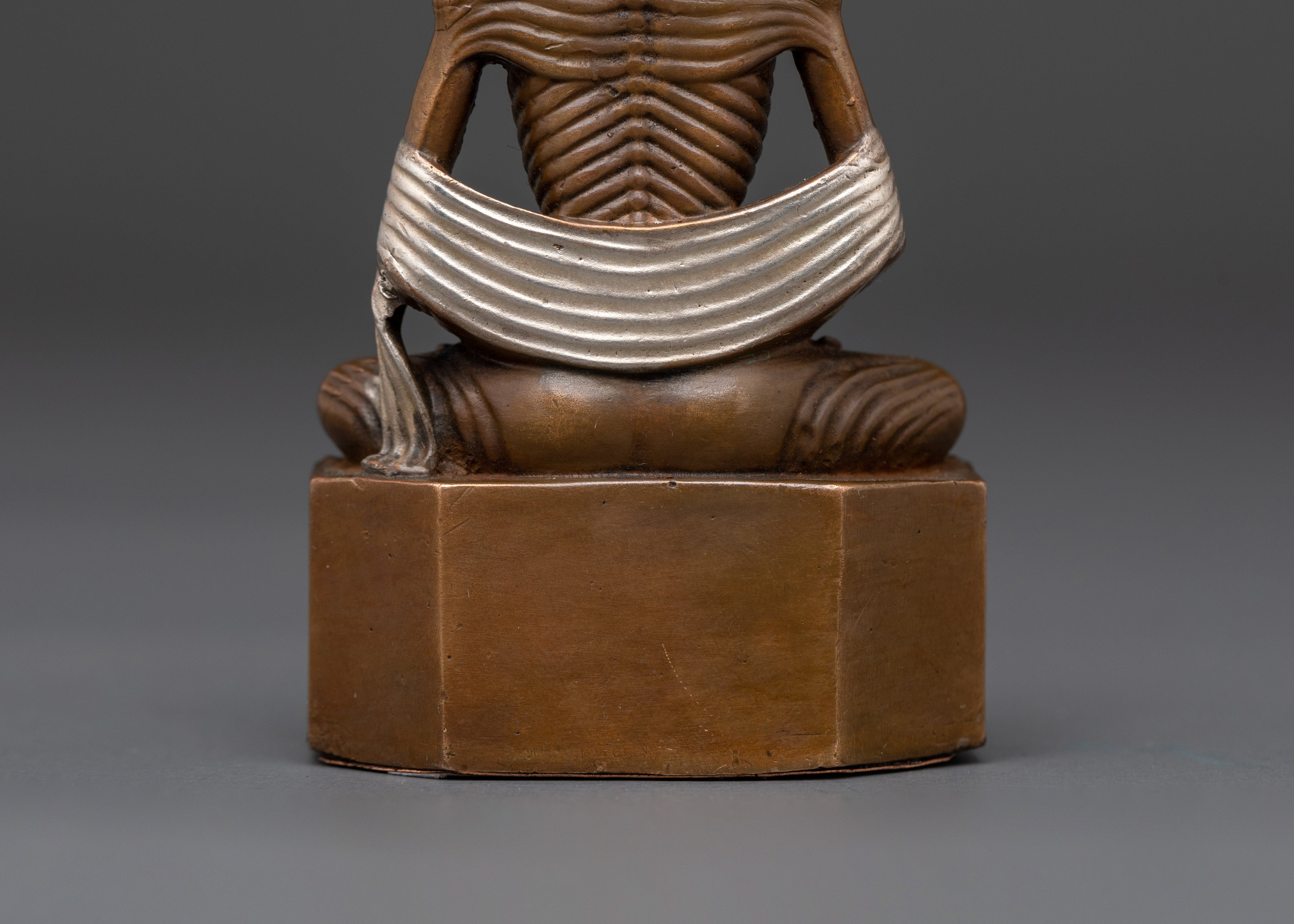Fasting Oxidized Copper Shakyamuni Buddha Statue | for Meditation and Spiritual Harmony