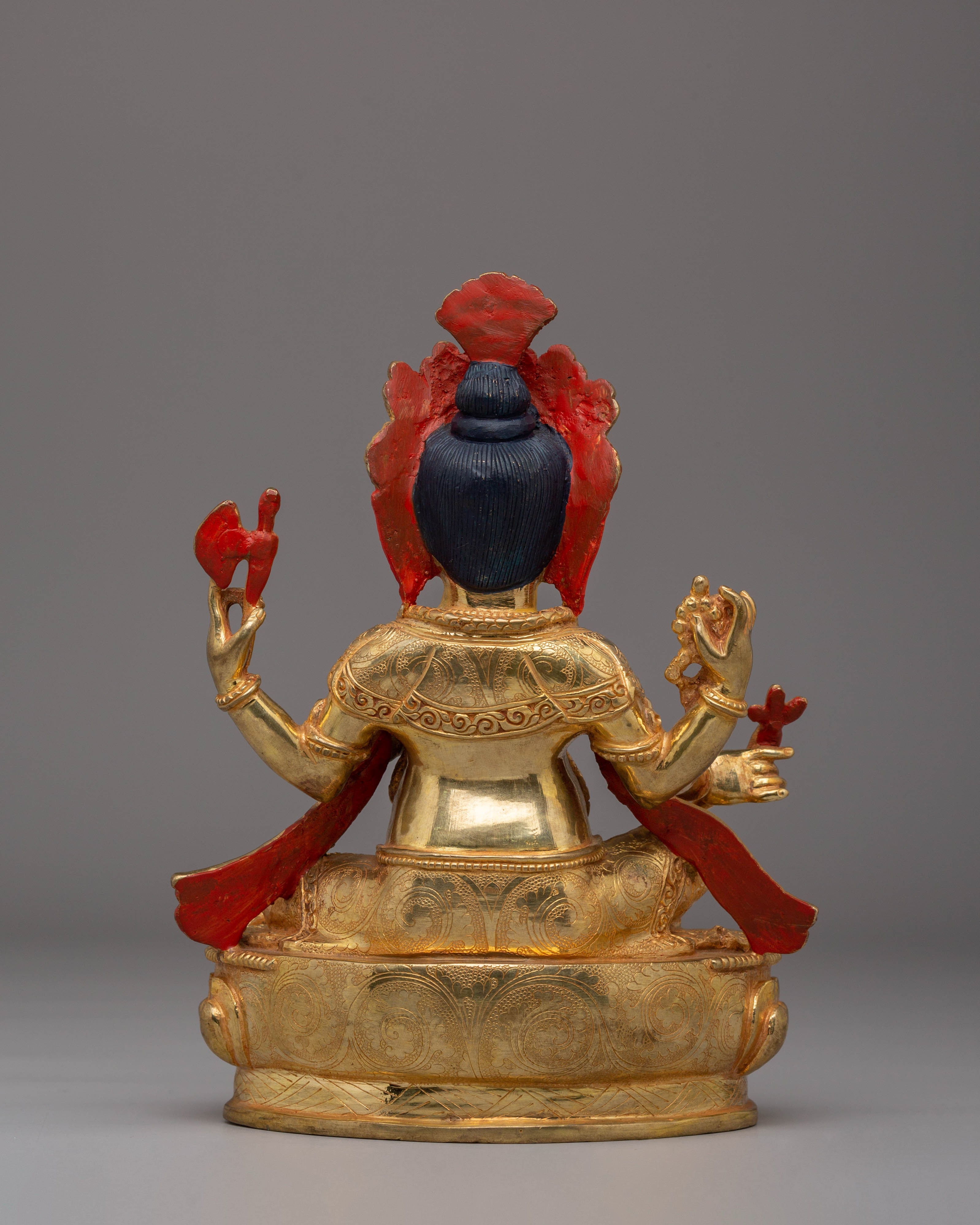 Ganesh Statue : Hindu Deity of Wealth and Wisdom