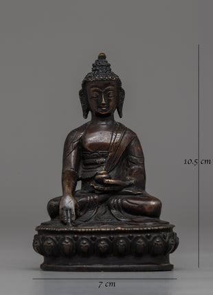 Oxidized Copper Shakyamuni Buddha Statue | A Symbol of Enlightenment and Serenity