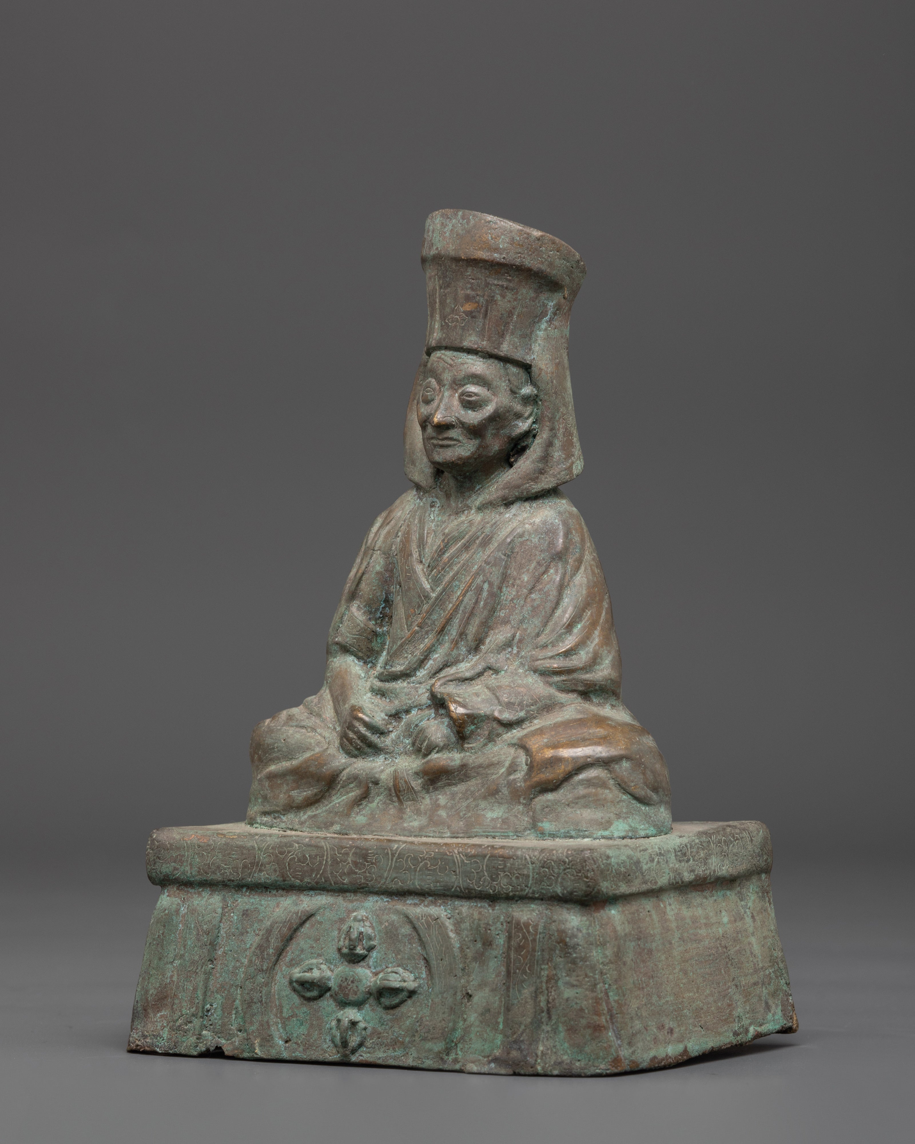 Gampopa Tibetain Statue | The Physician Yogi of Tibetan Buddhism