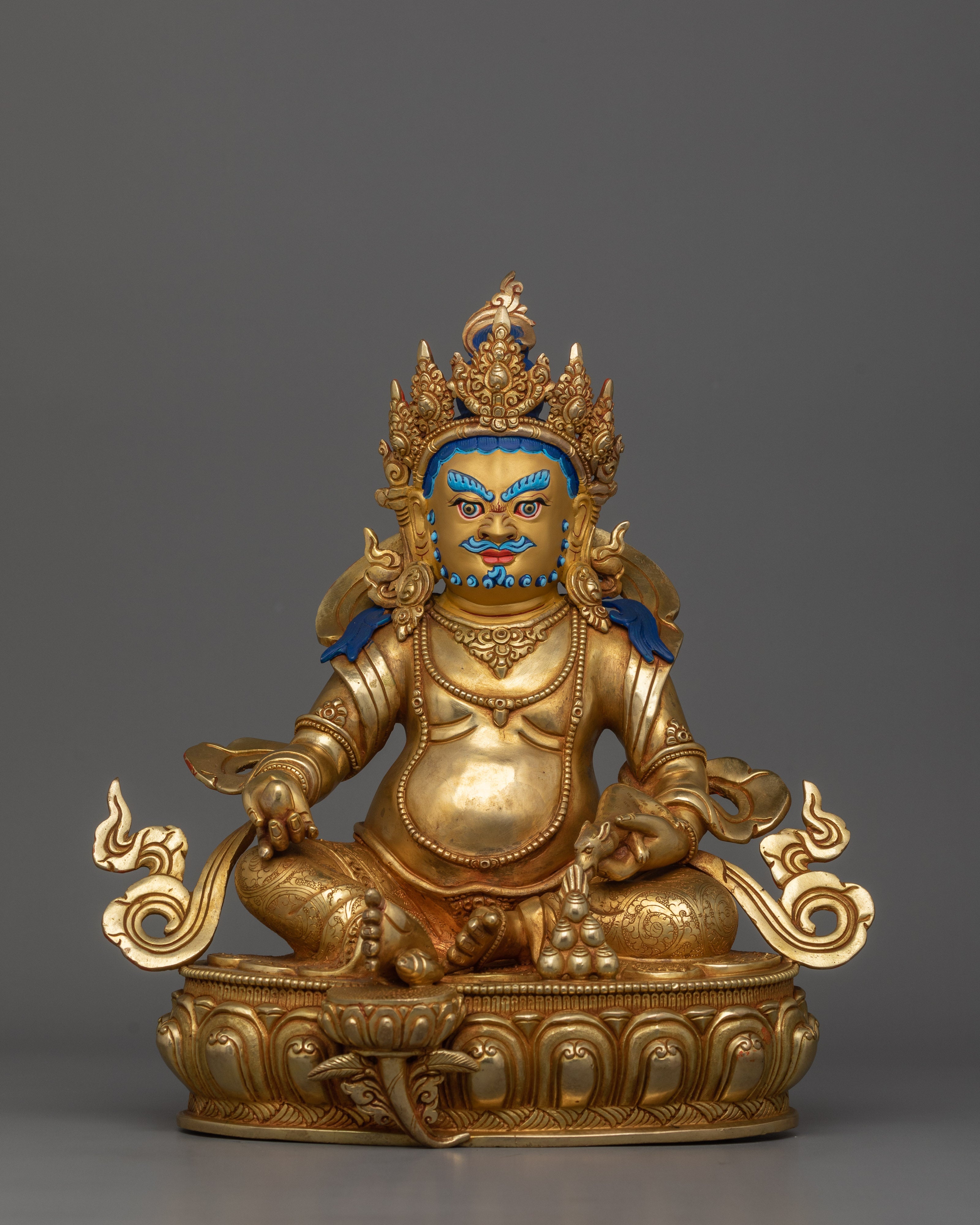 sculpture-of-wealth-deity-dzambhala