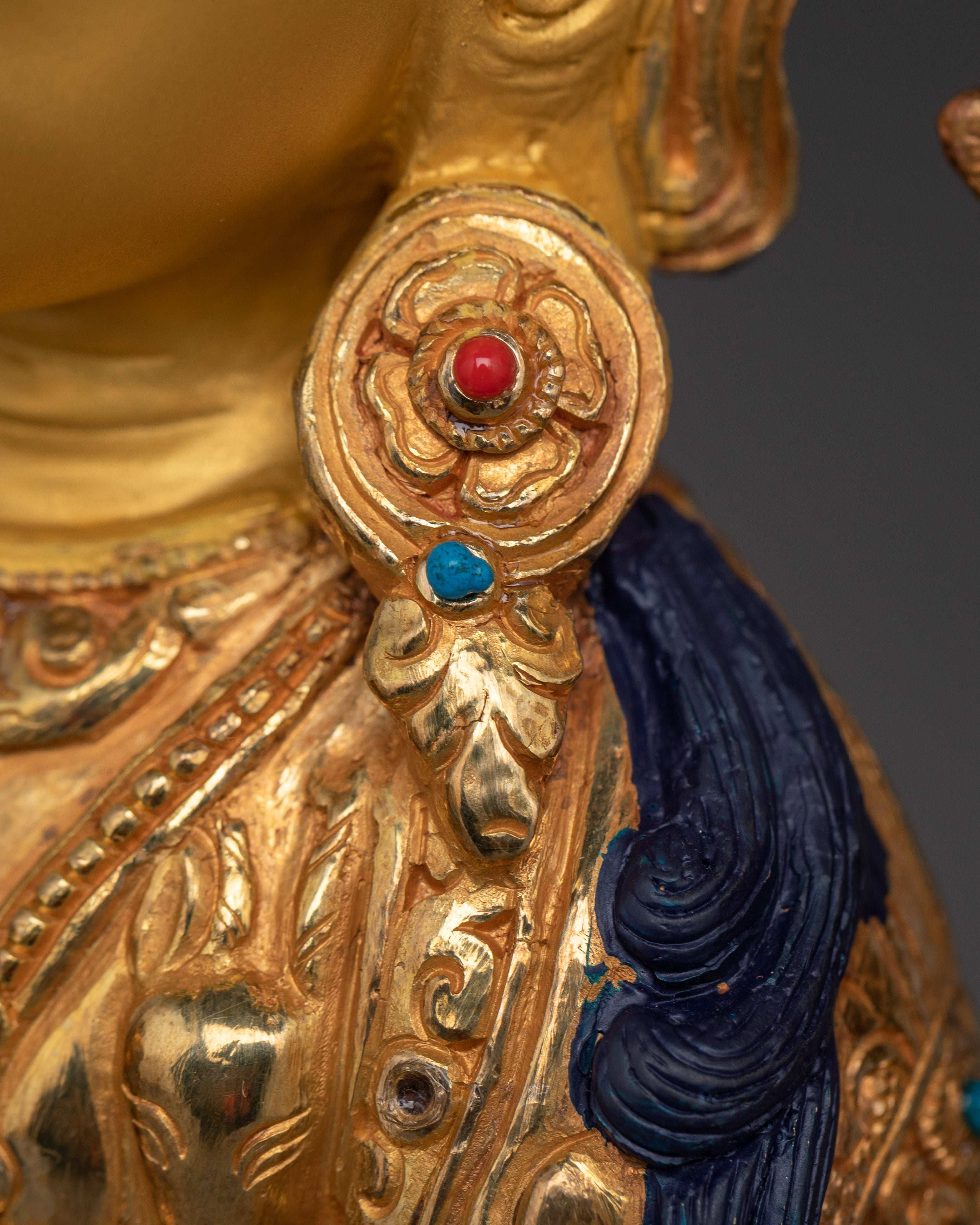 Compassion God Chenrezig Statue | Avalokiteshvara Golden Figurine