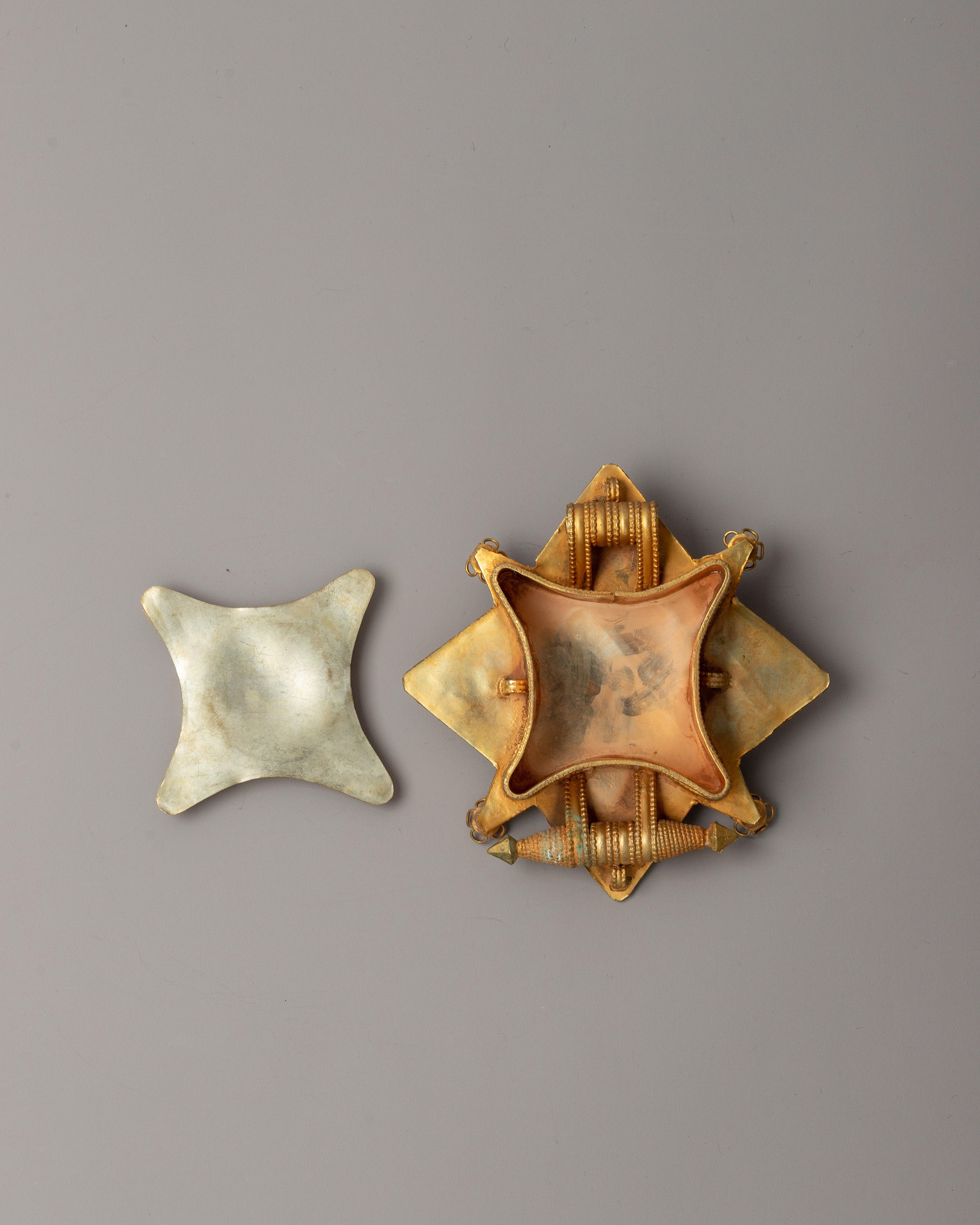 Beautiful Tibetan Ghau Locket | Protective Amulet and Meditation Locket