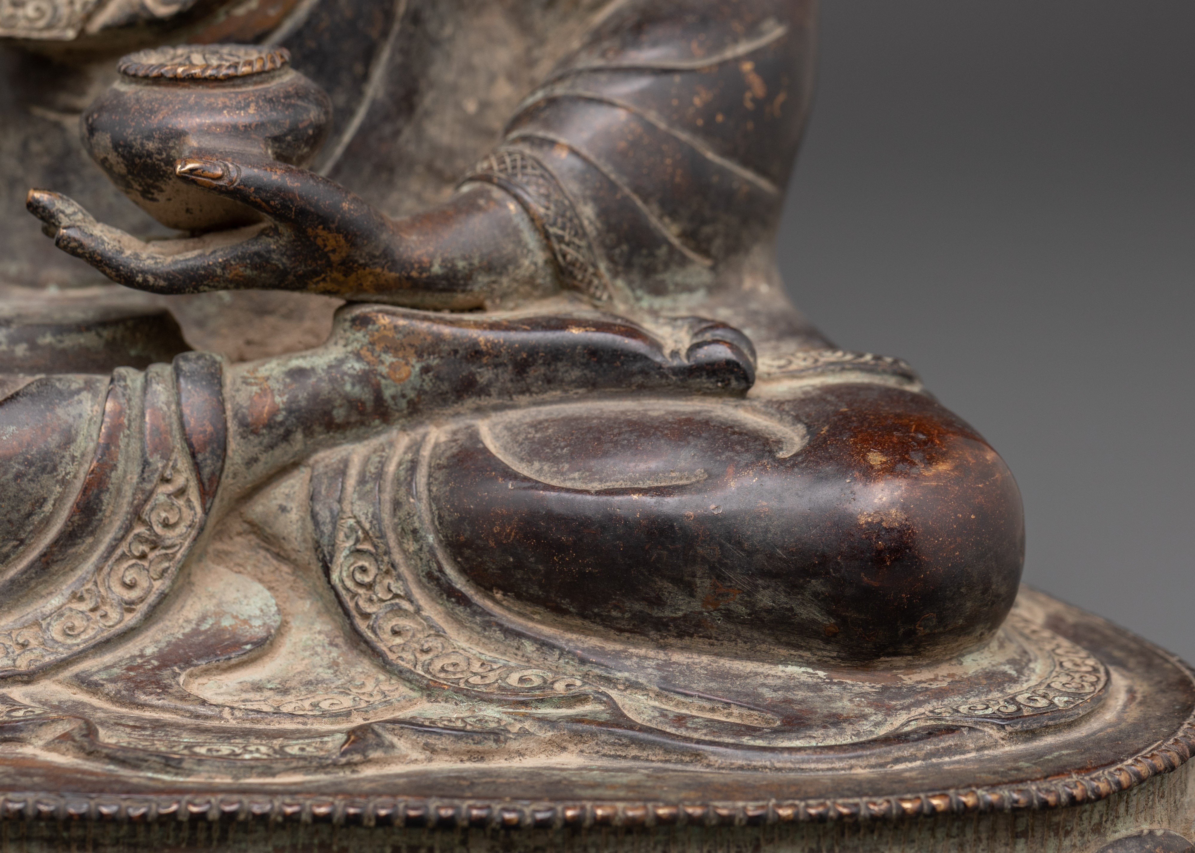 Spiritual Enlightenment Shakyamuni Statue | Handcrafted Copper Buddha Sculpture