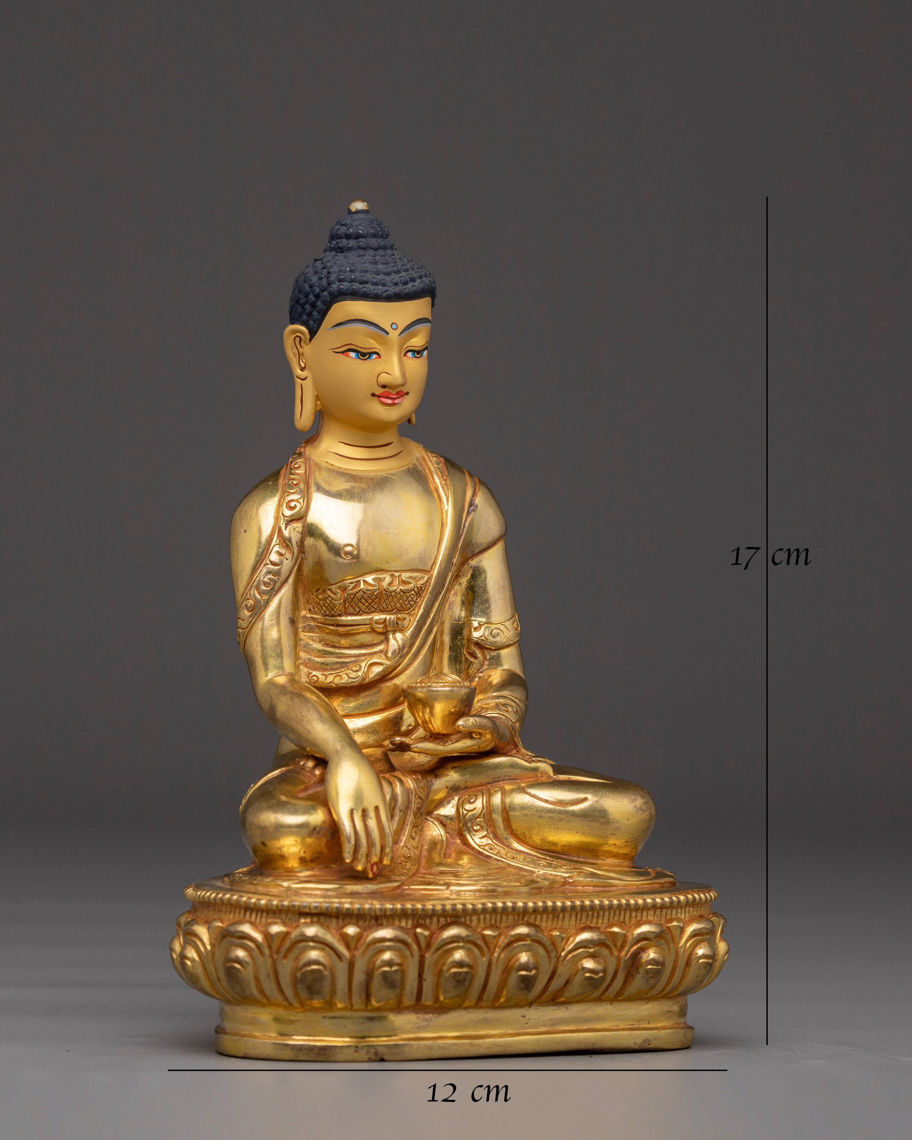 Peaceful Statue of Shakyamuni Buddha 