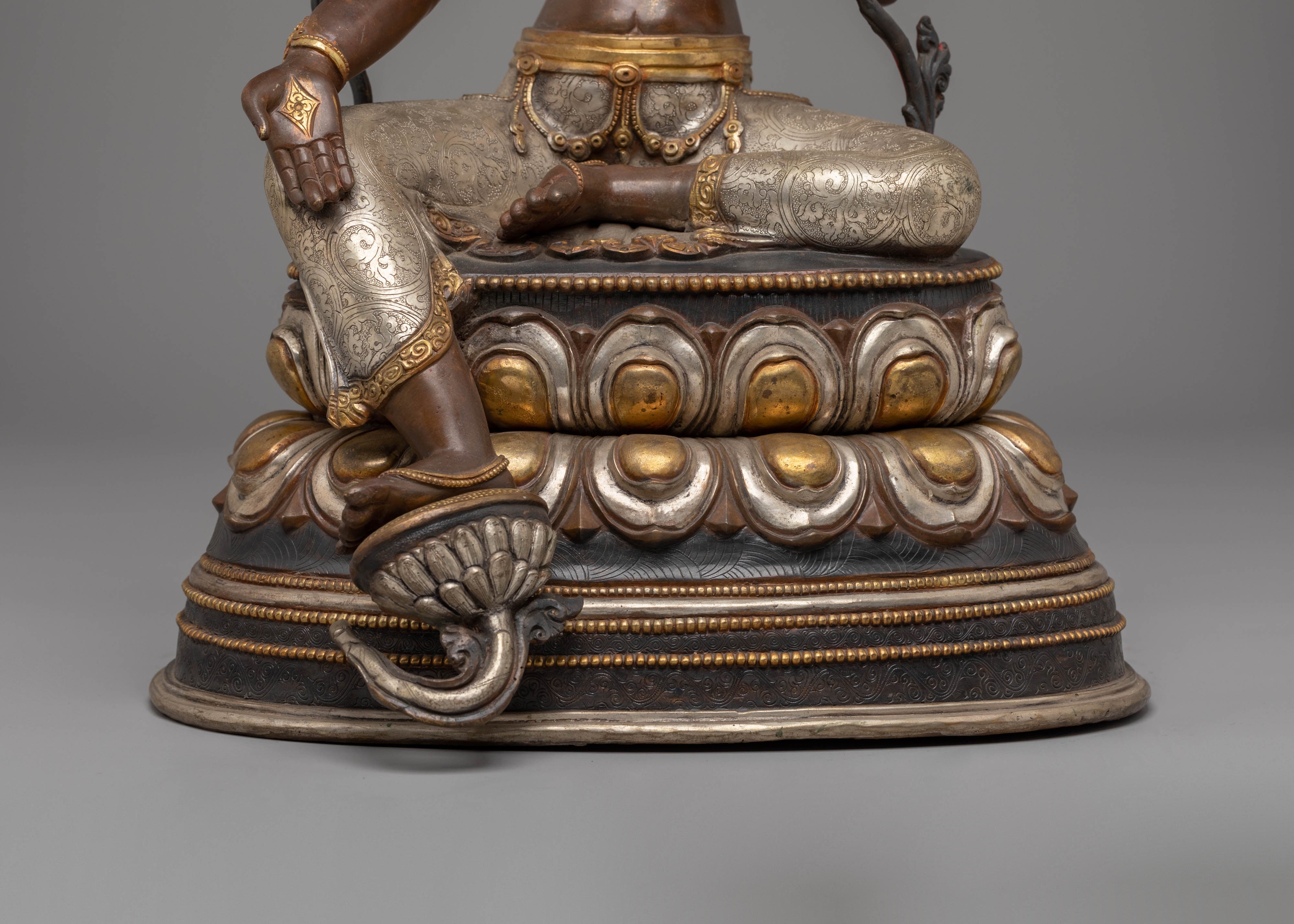 Sacred Shyama Tara Statue | Mother of Buddhas