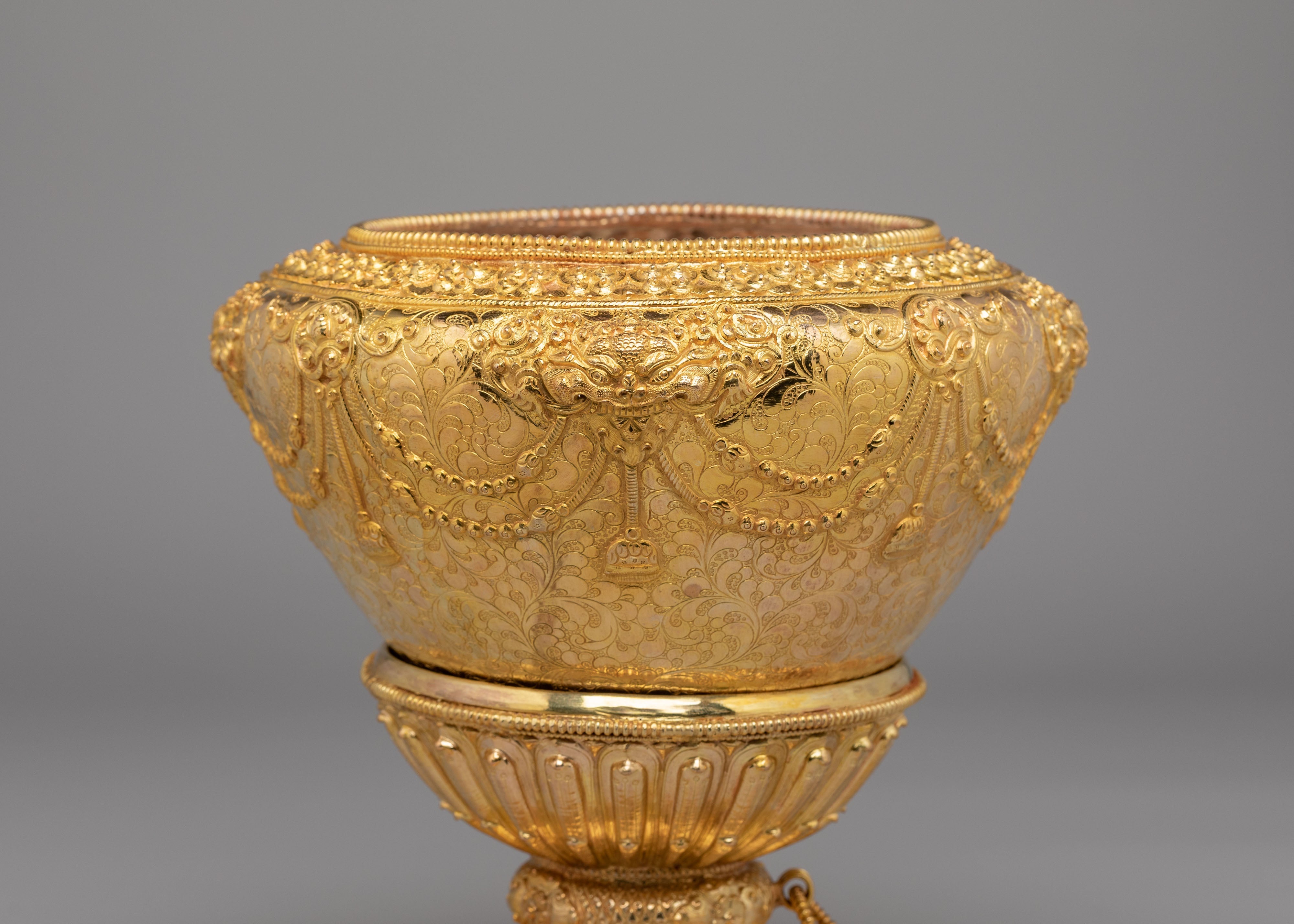 Handcrafted Himalayan Golpa With Stand | Spiritual Decorative Art