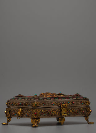 Tibetan Treasure Box with Silver Wire |  Perfect for jewelry storage