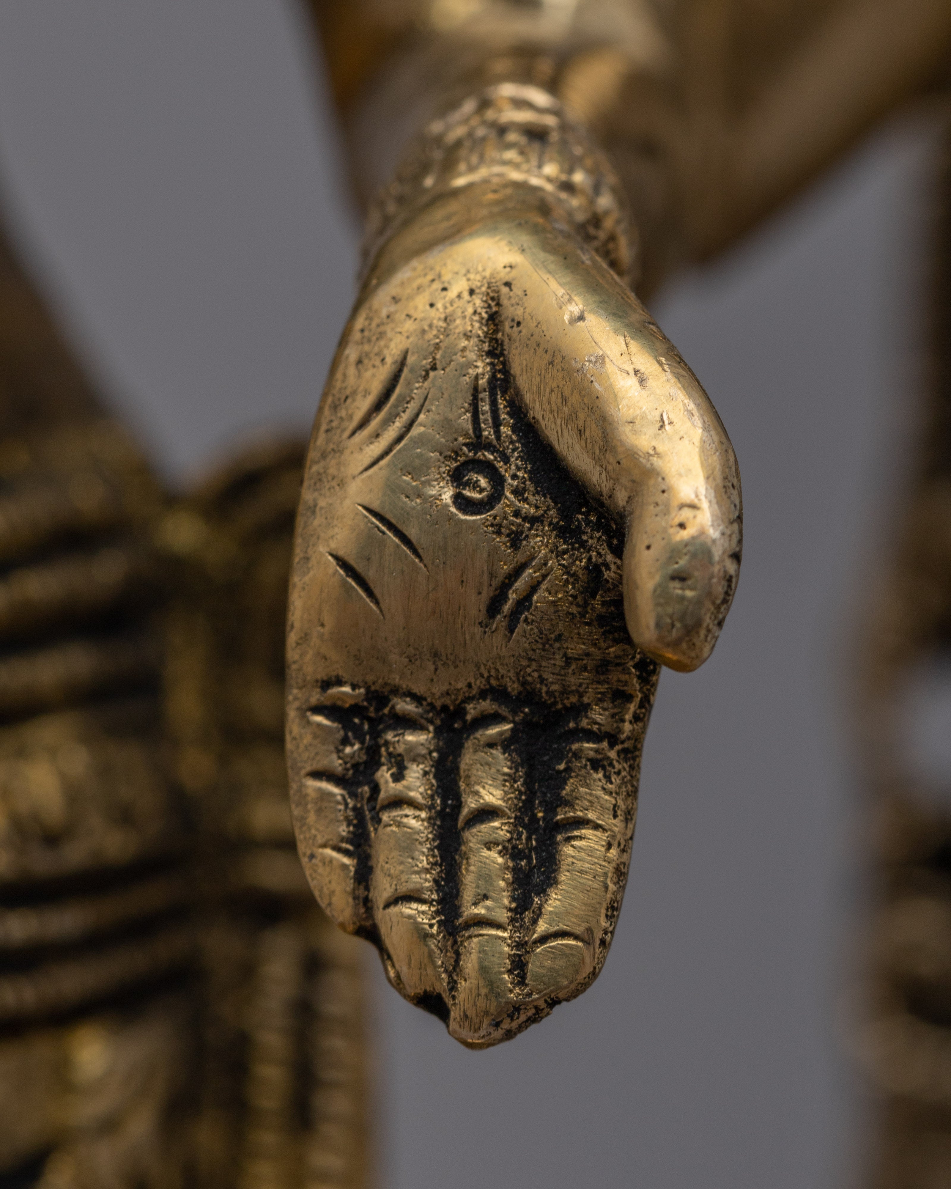 Goddess Laxmi Statue | Embracing Abundance and Fortune in Art