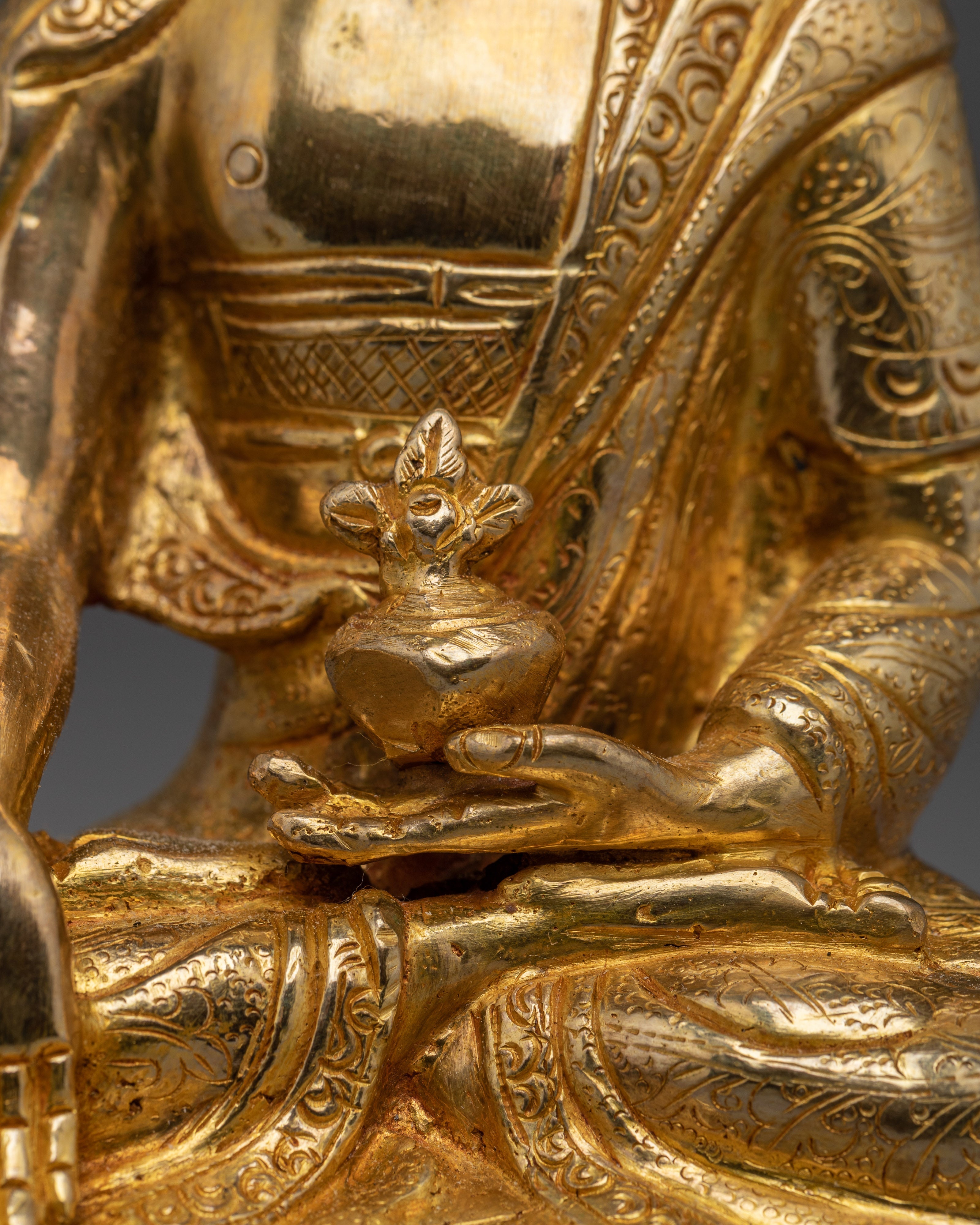 Statue of Supreme Healer Medicine Buddha | Bhaisajyaguru Artwork