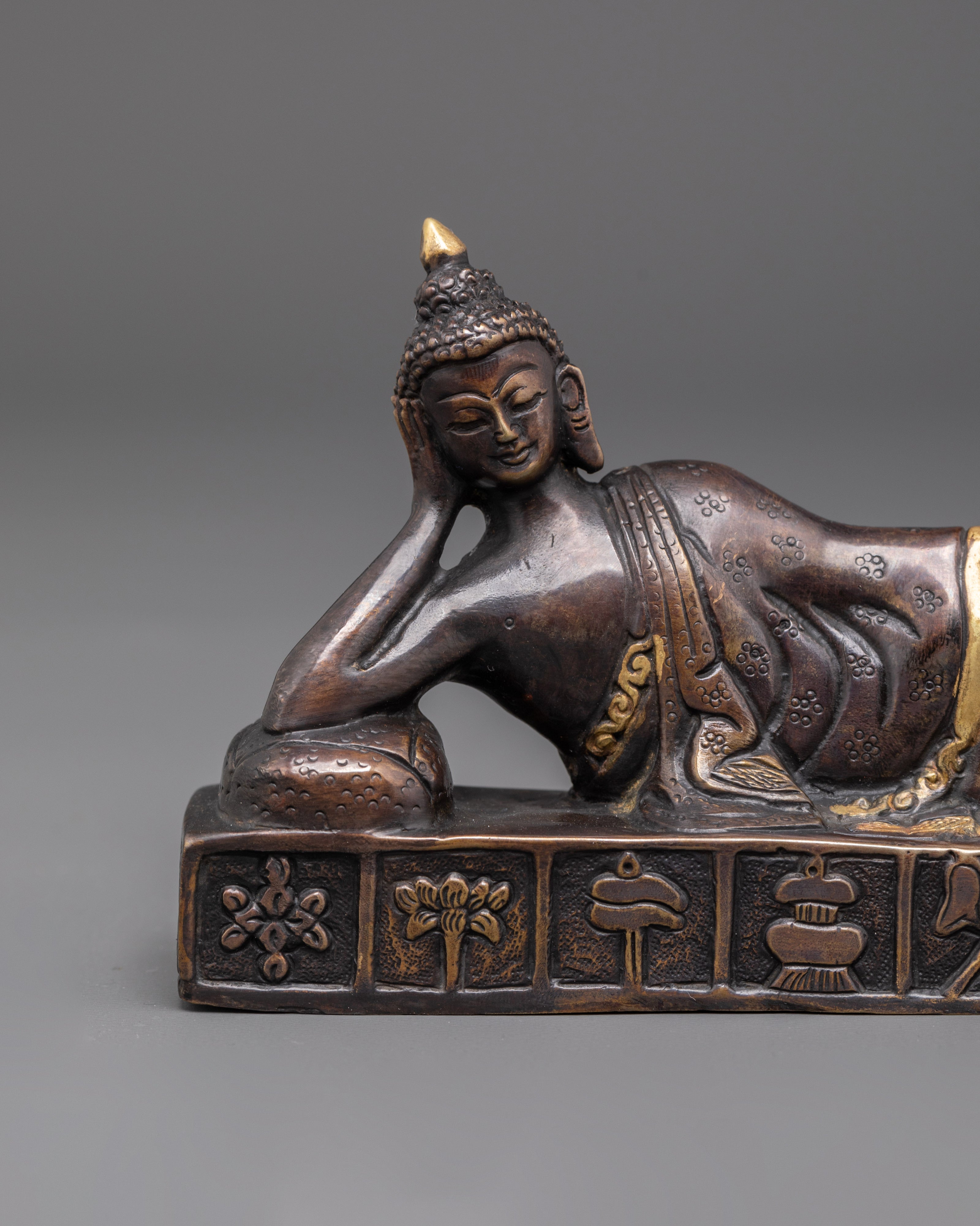 Tibetan Sleeping Buddha Statue | A Symbol of Enlightened Sleep