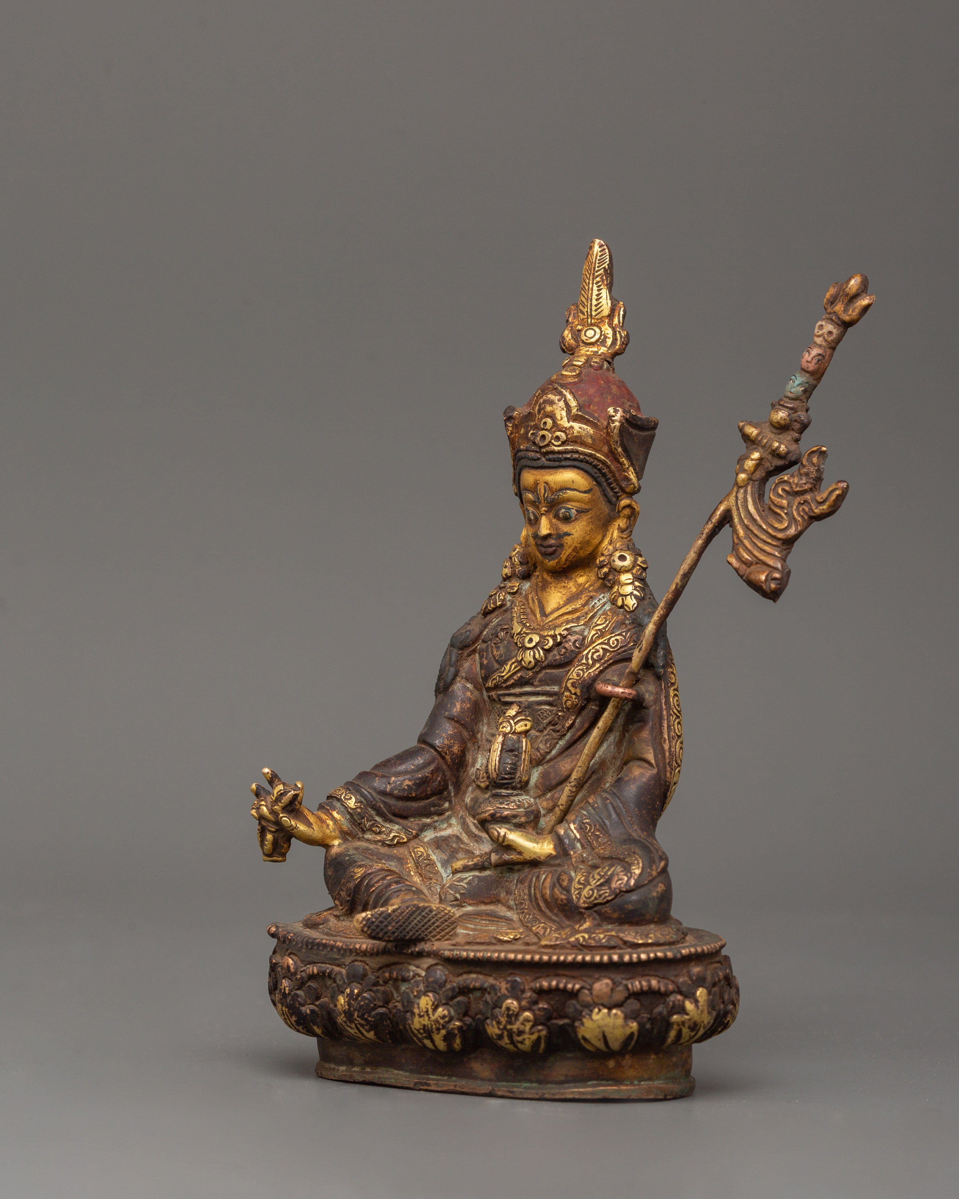 Guru Rinpoche Compassionate Figurine | Lotus Born Buddha