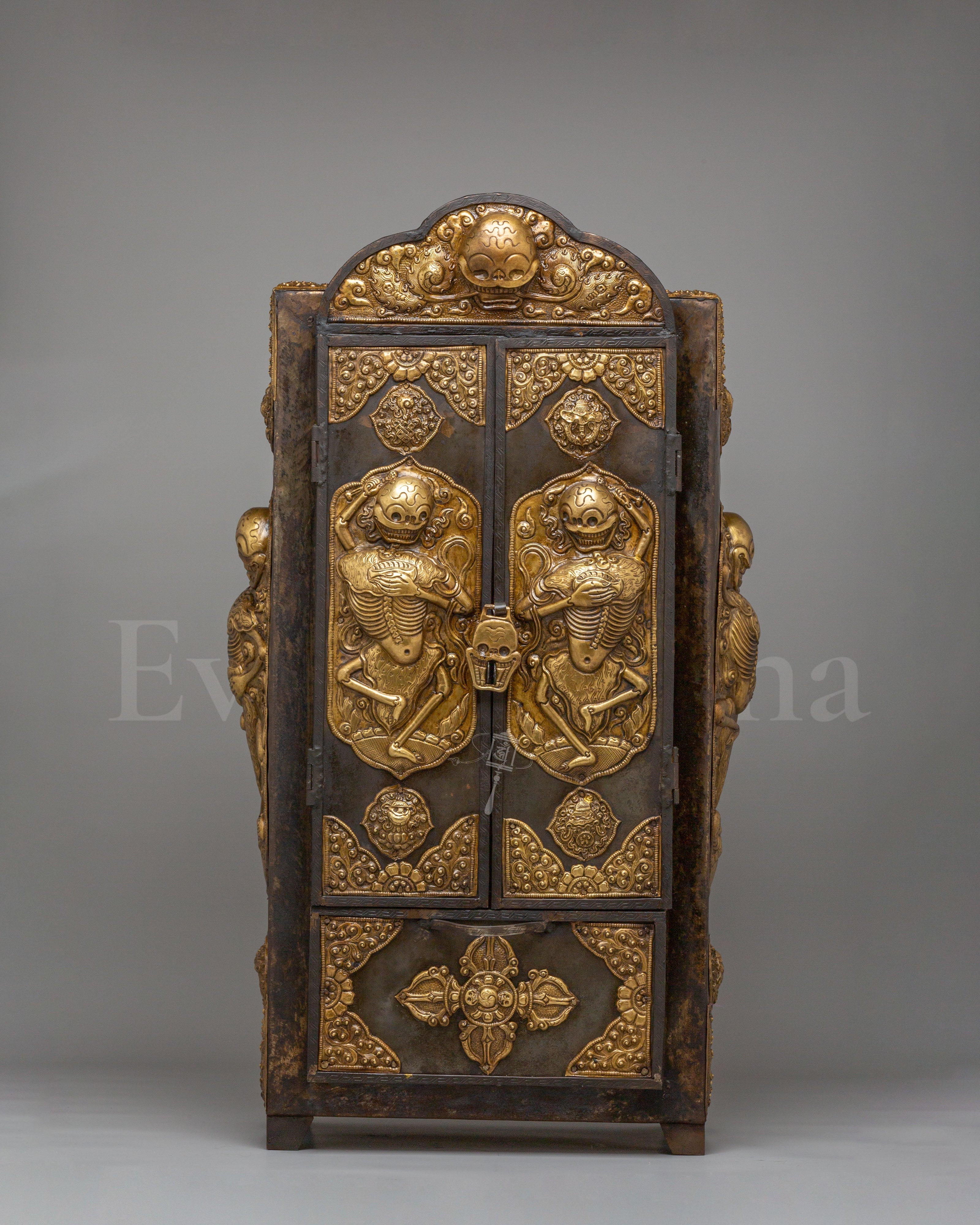Buddhist Chitipati Altar Box