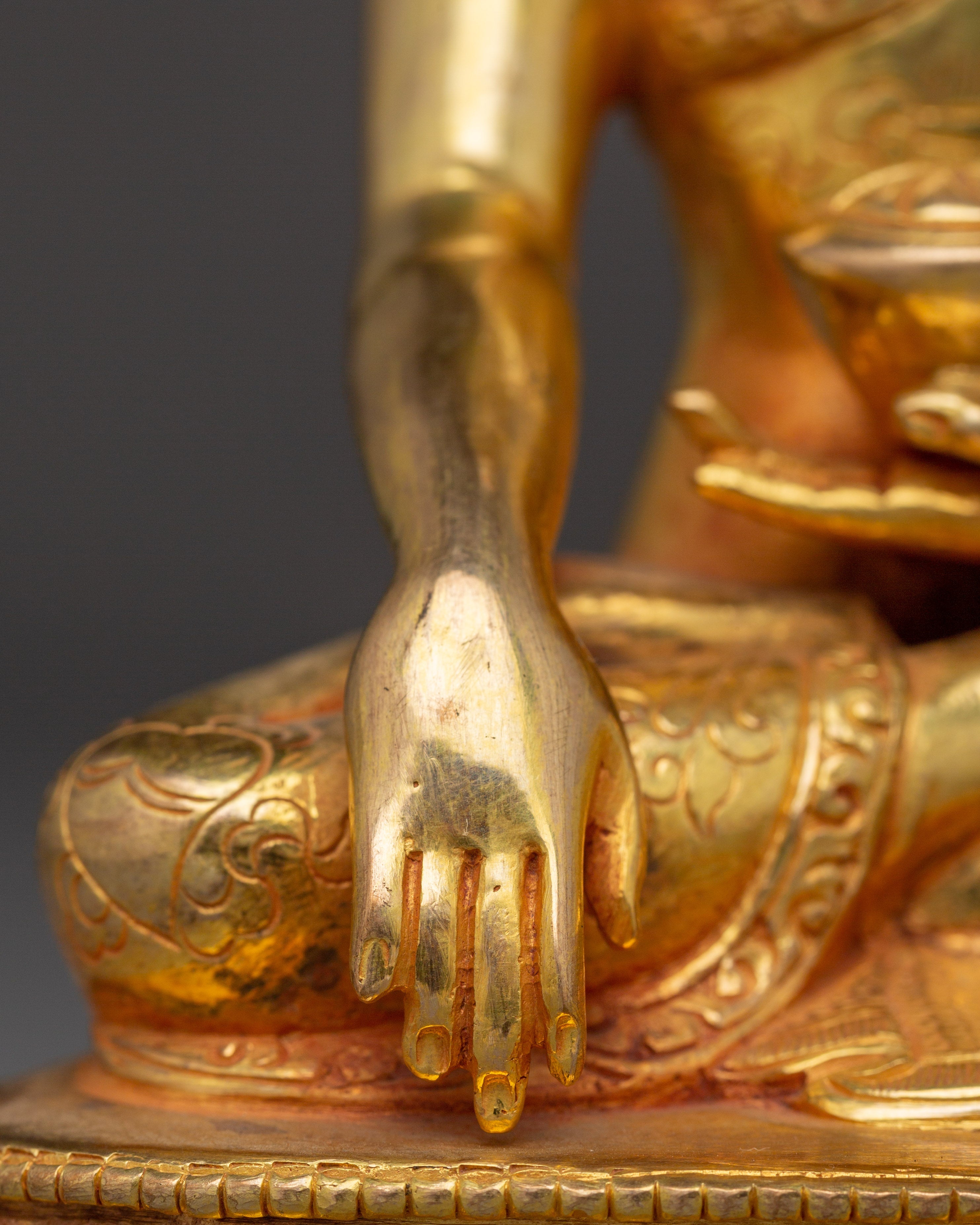 Shakyamuni Buddha Art in Copper | Sacred Buddha Sculpture for Meditation