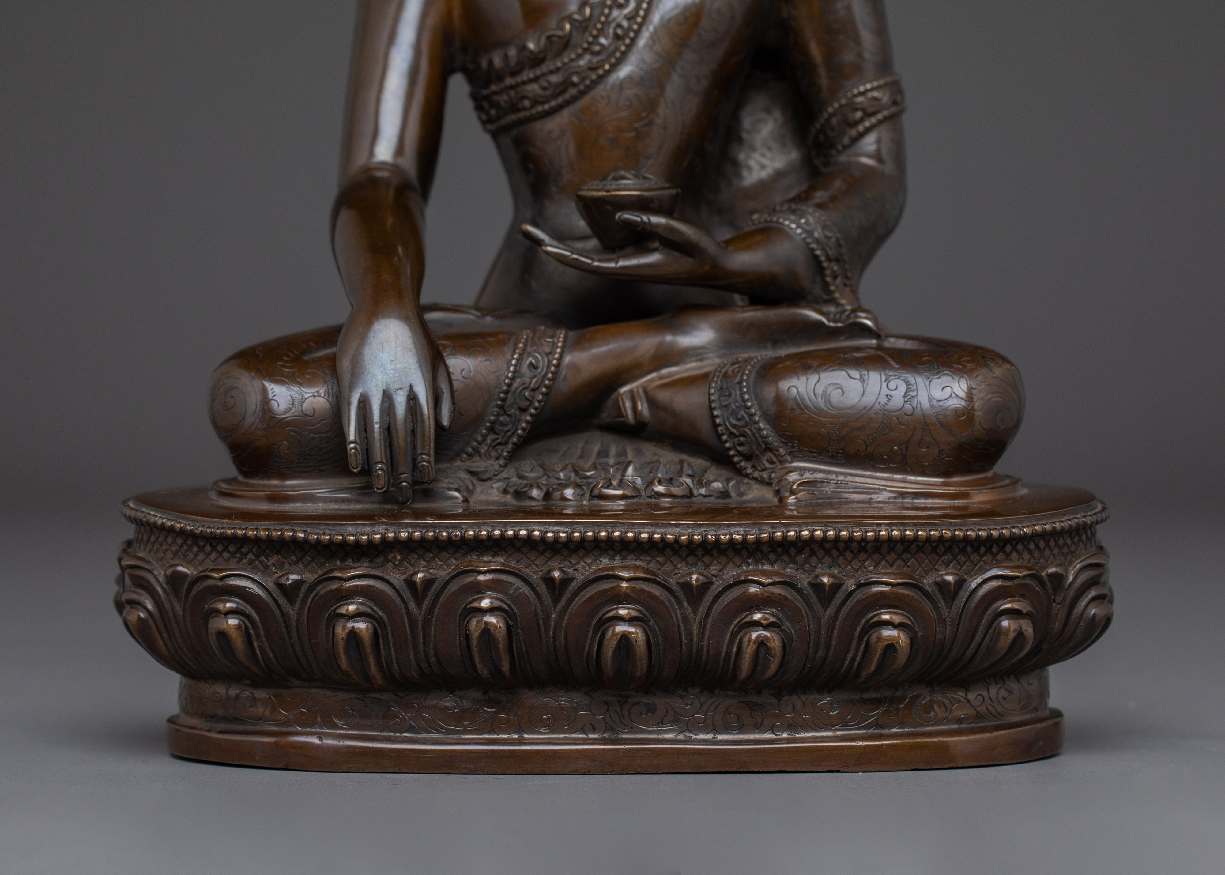Tibetan Buddha Statue Shakyamuni Buddha | The Enlightened Sage