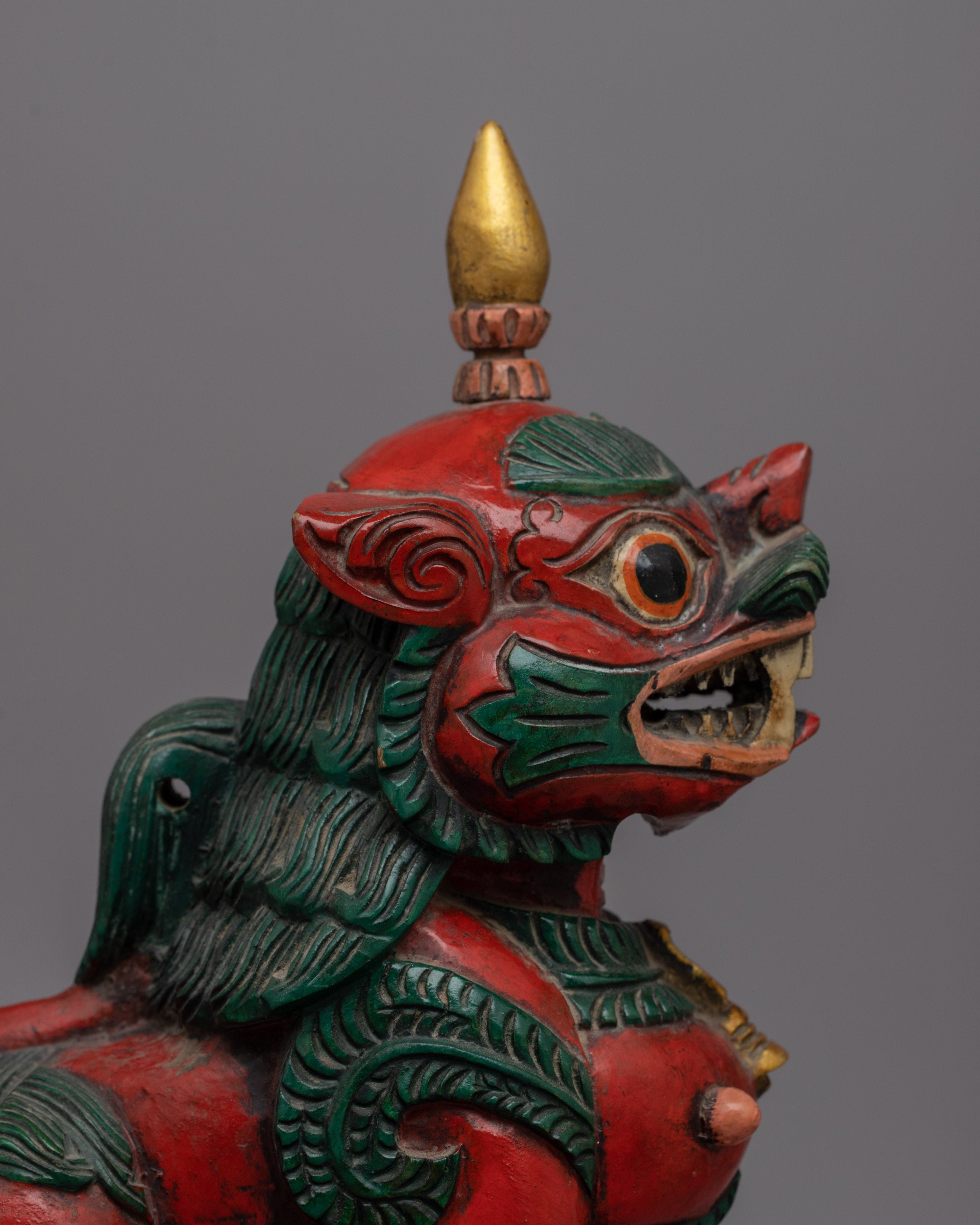 Lion King Set Statue | Enhancing Home Decor with Majestic Animal Sculptures