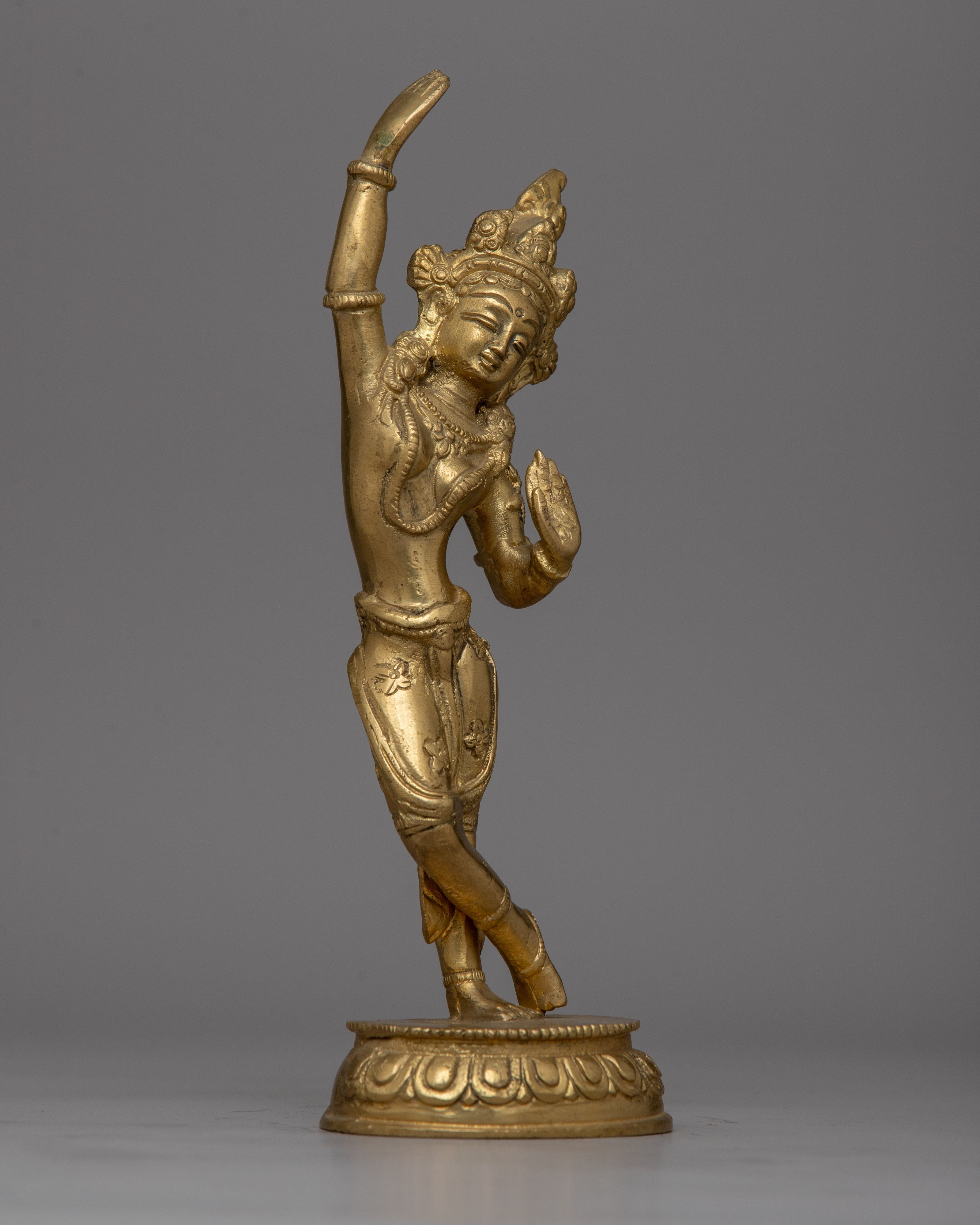 Queen Mayadevi Statue | Spiritual Symbol of Grace and Maternal Divinity