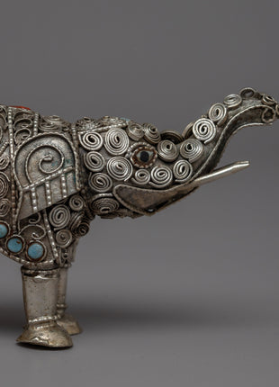 Elephant Statue Set  | Bring Symbolic Beauty and Grace to Your Space