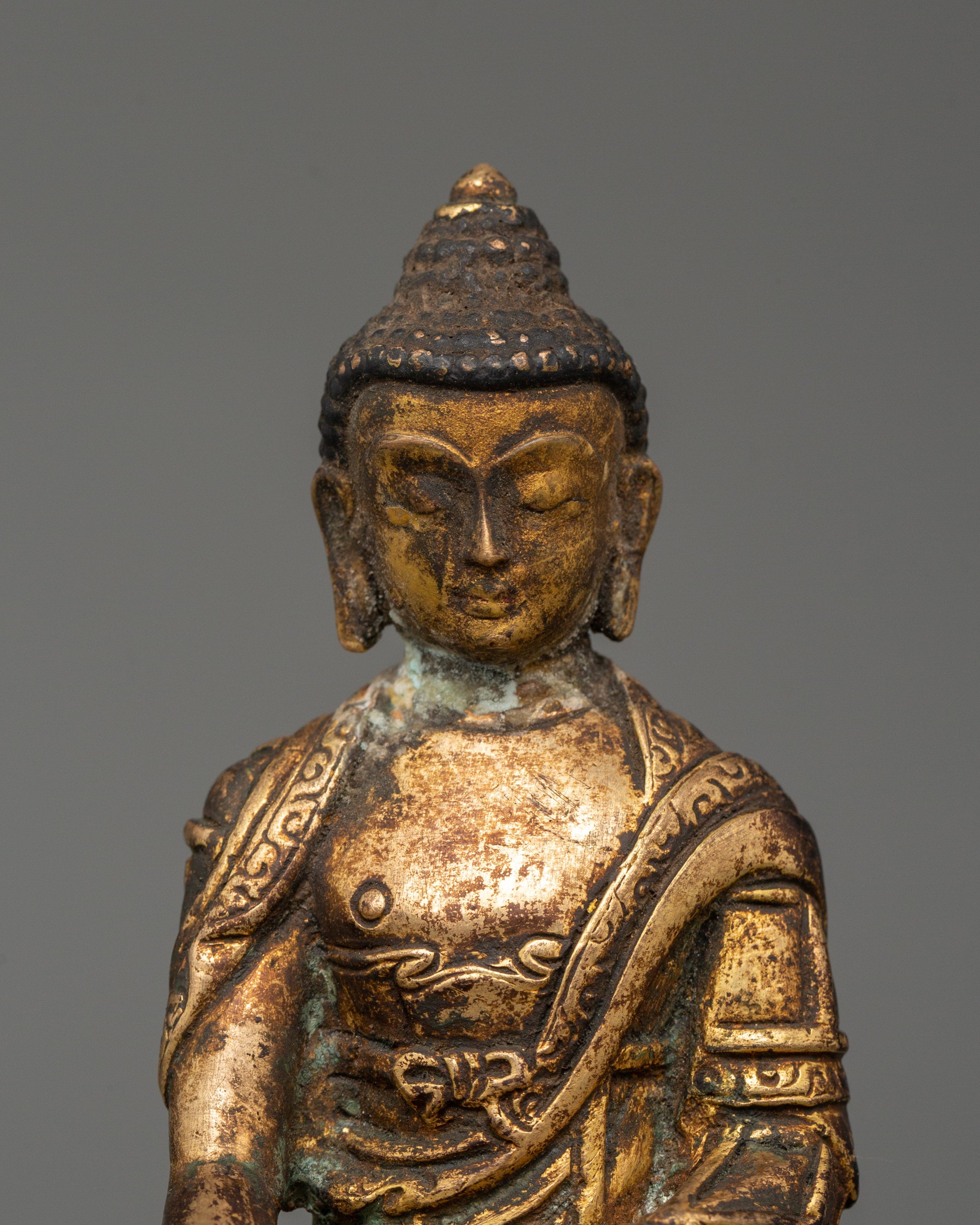 Shakyamuni Buddha Buddhist Altar Decor | Sacred Antique Copper Statue for Meditation