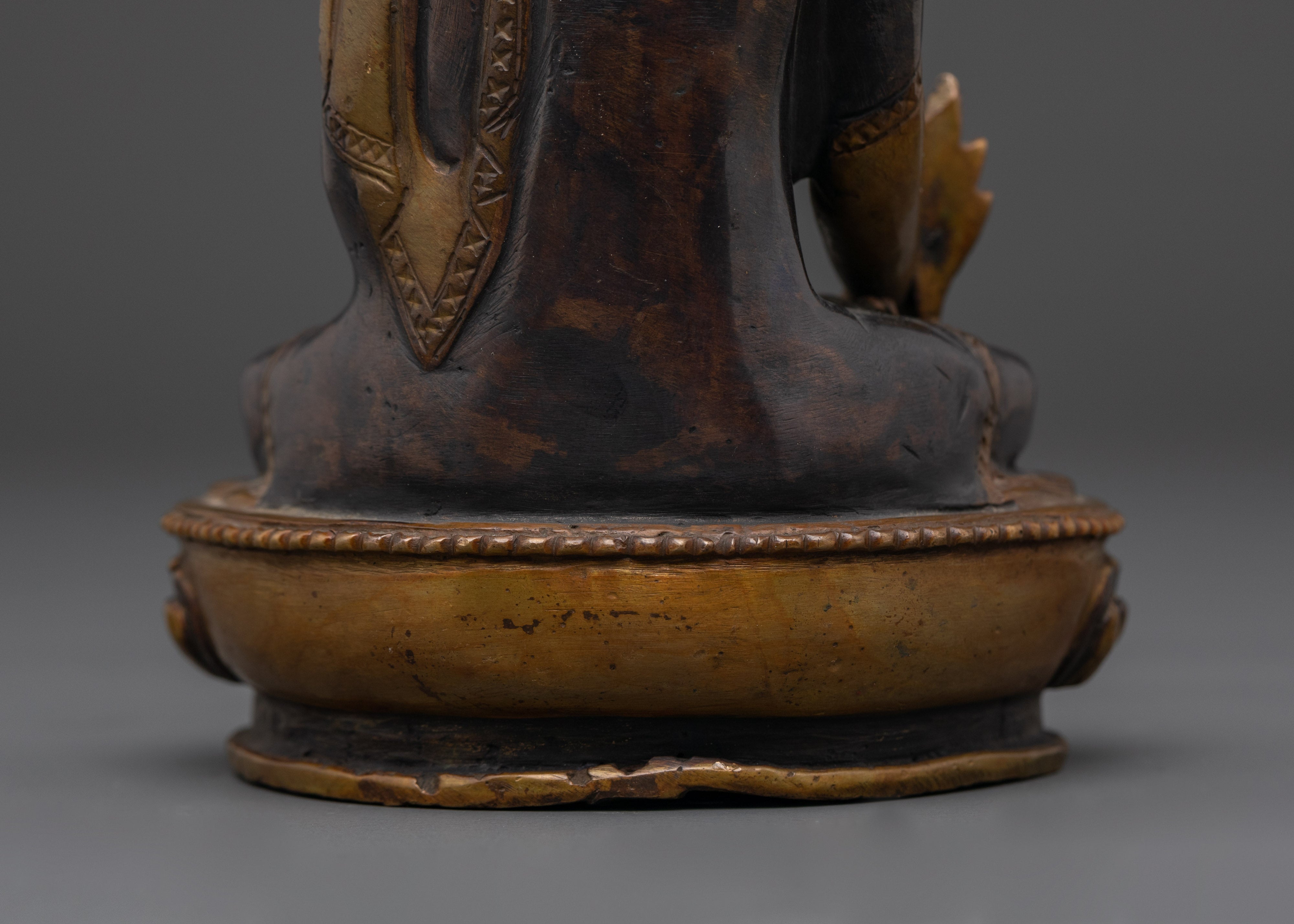 Buddhist Medicine Buddha (Bhaisajyaguru) Figurine | Symbol of Healing and Compassion